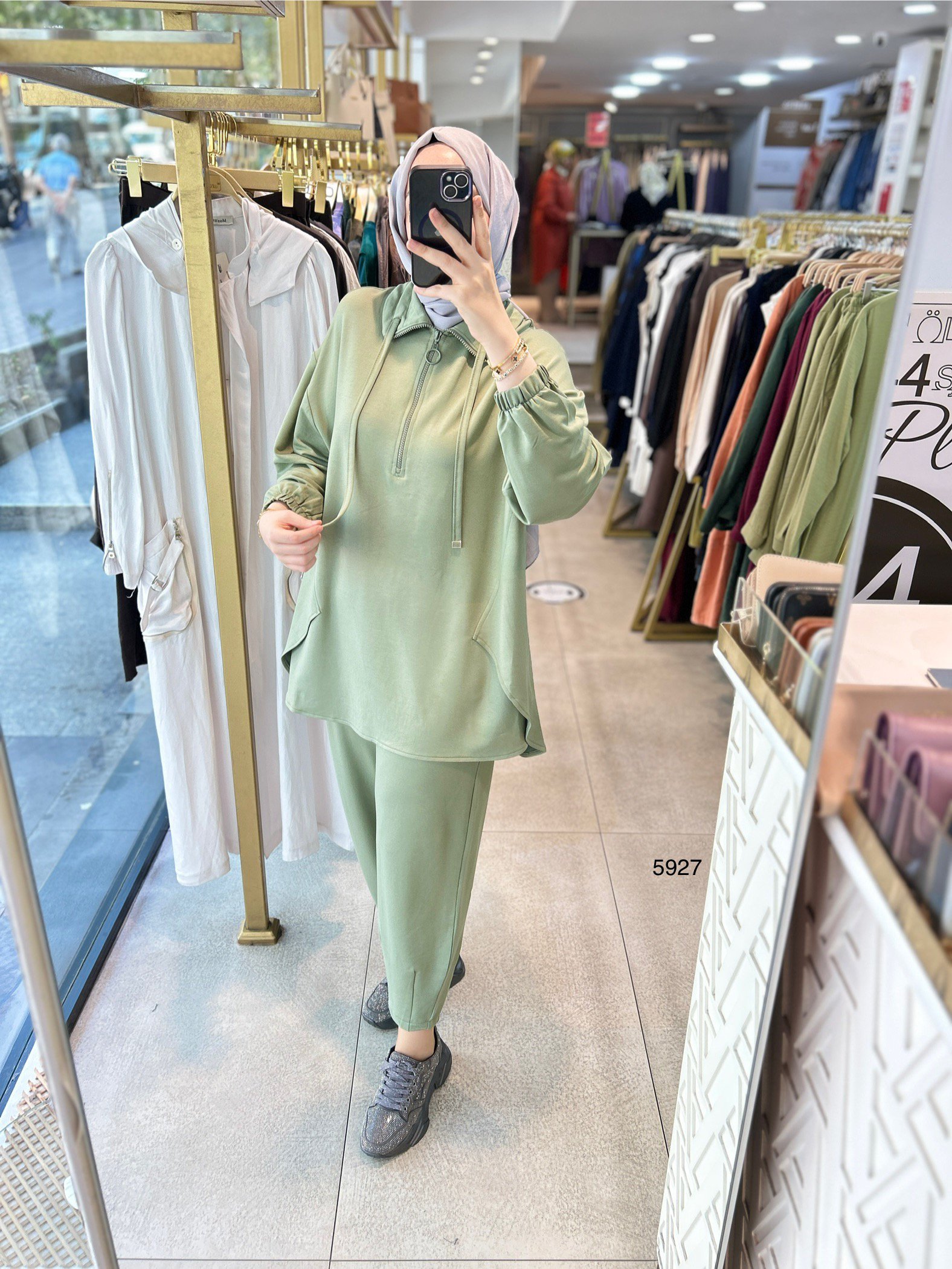 5927 Ön Fermuar Detaylı Spor Takım - Görsel 3