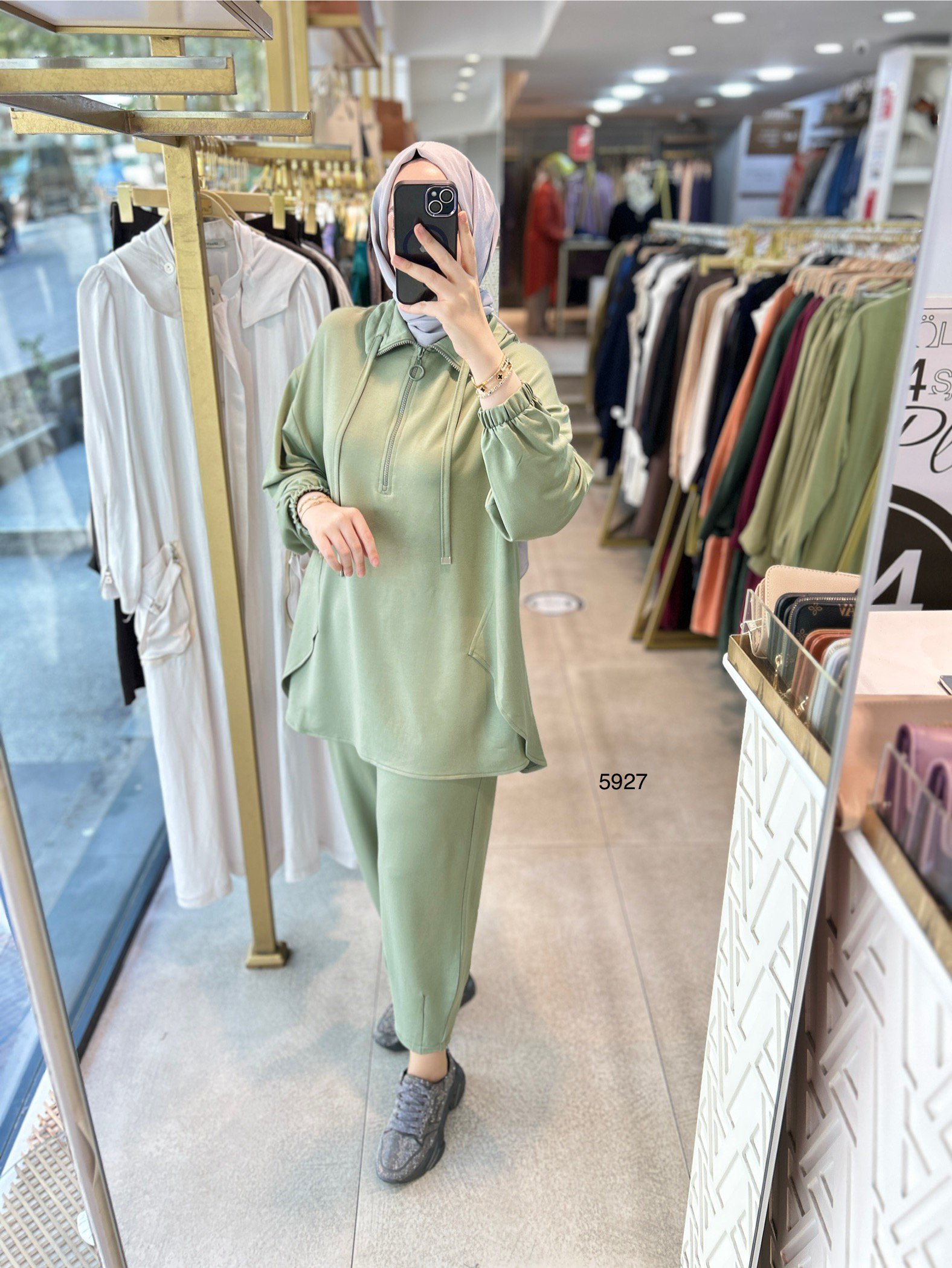 5927 Ön Fermuar Detaylı Spor Takım - Görsel 4