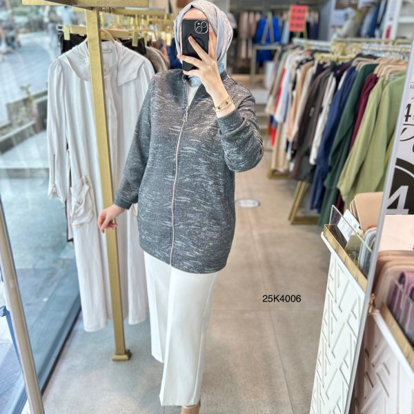 25k4006 KENDİSİNDEN DESENLİ FERMUARLI KAP - Görsel 6