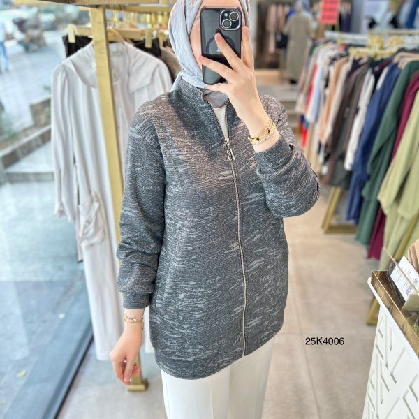 25k4006 KENDİSİNDEN DESENLİ FERMUARLI KAP - Görsel 8