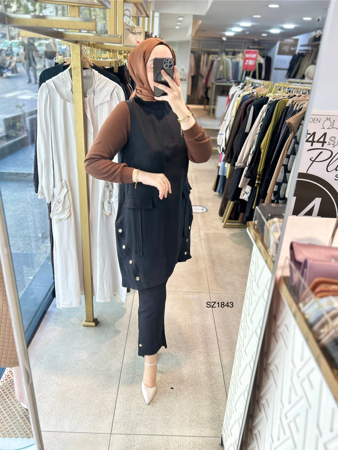 Selma Zaferoğlu SZ1843 Kol Garnili Çıt Detaylı Tunik