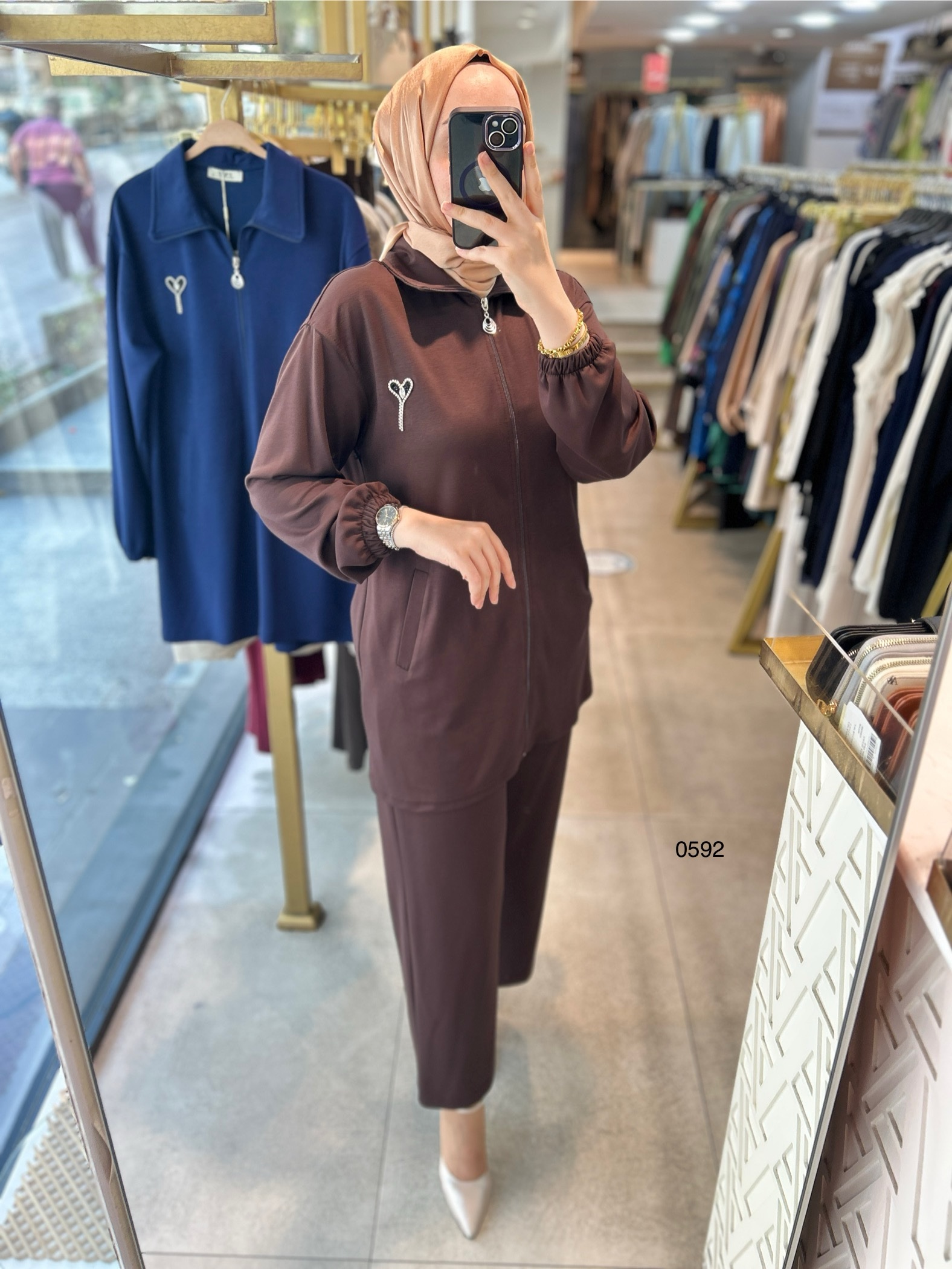 0592 BROŞ DETAYLI TAKIM - Görsel 7