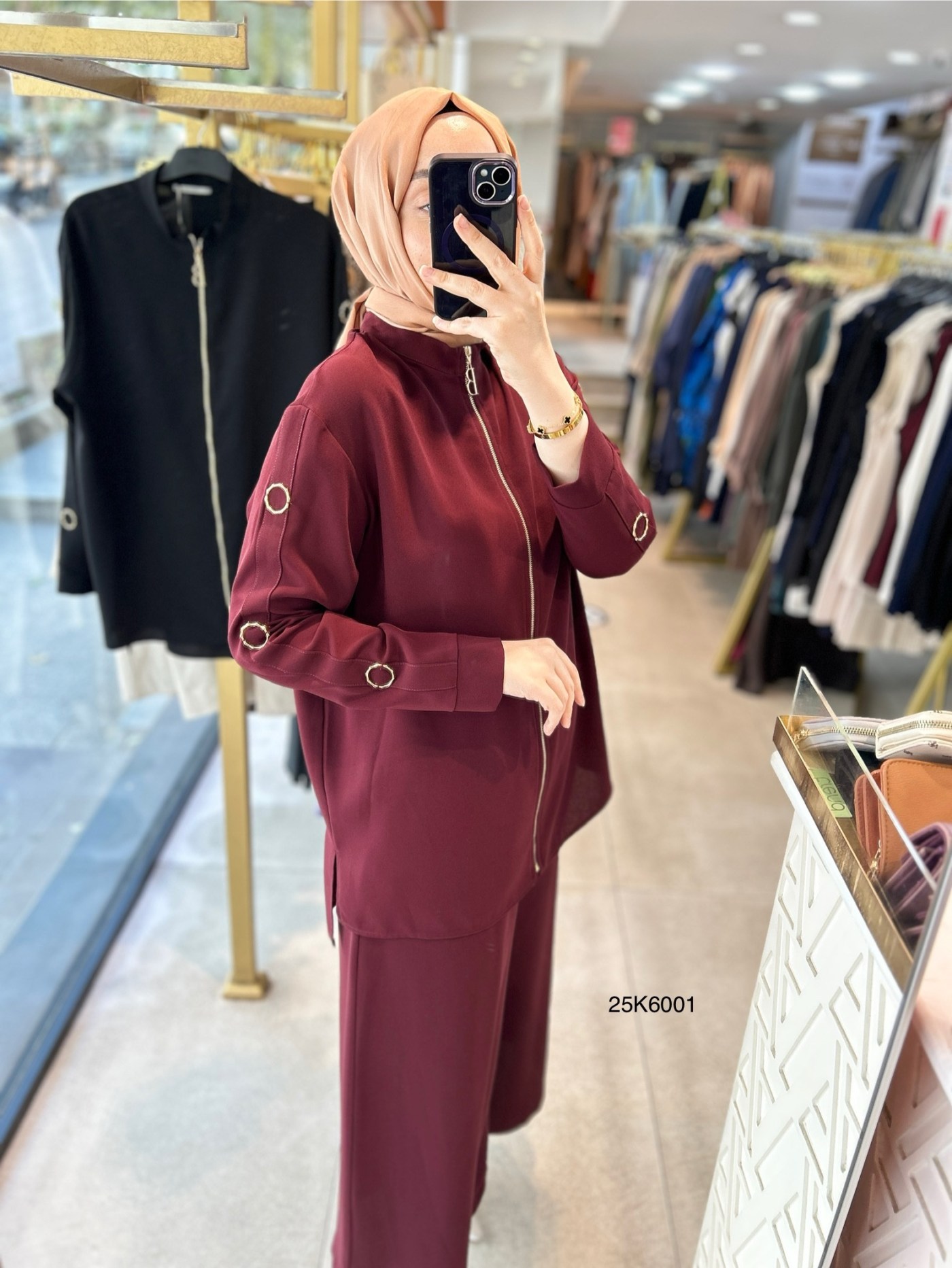 25K6001 KOL DETAYLI ALTÜST TAKIM