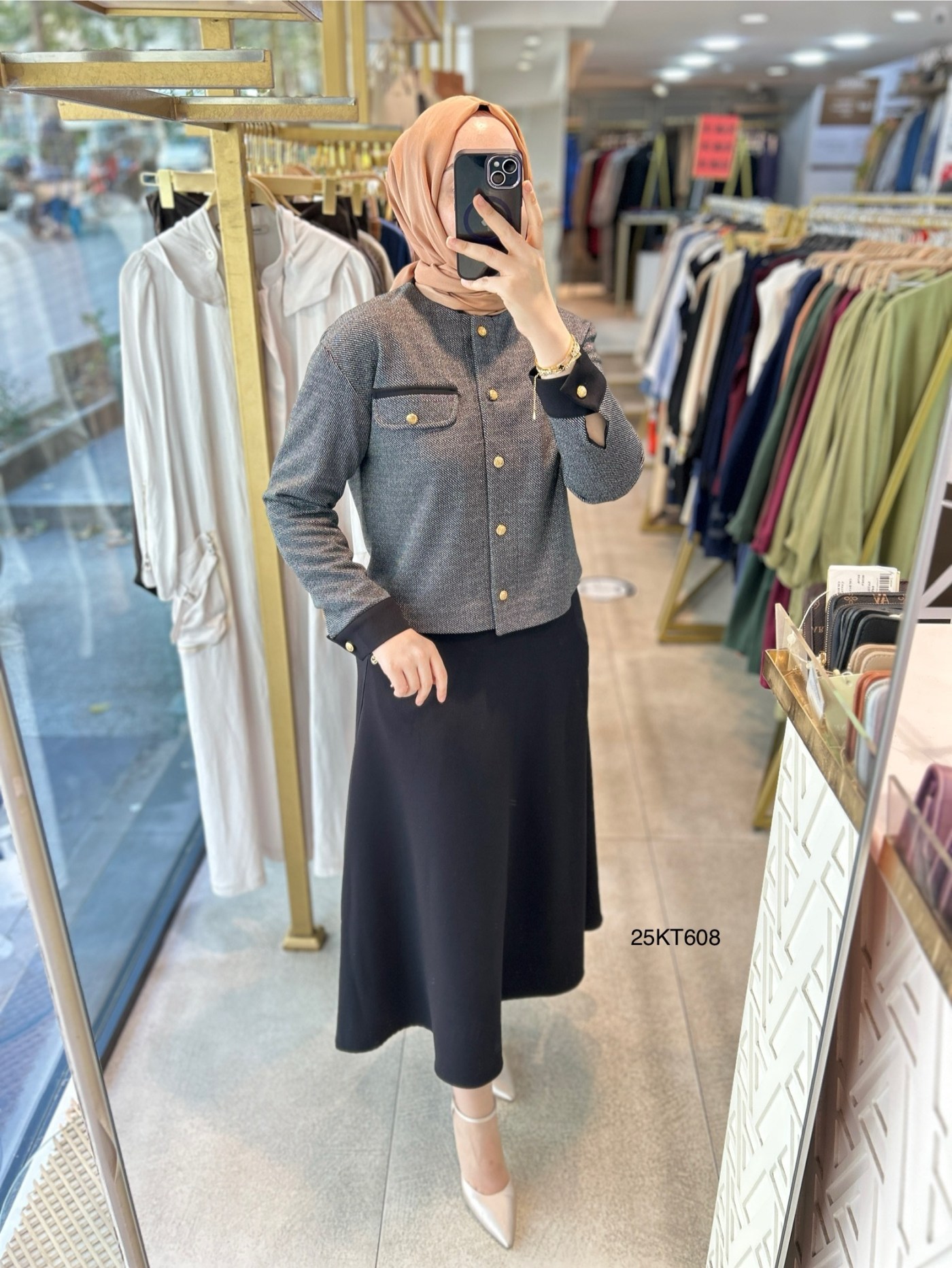 25KT608 ARMİNE TREND ETEKLİ TAKIM