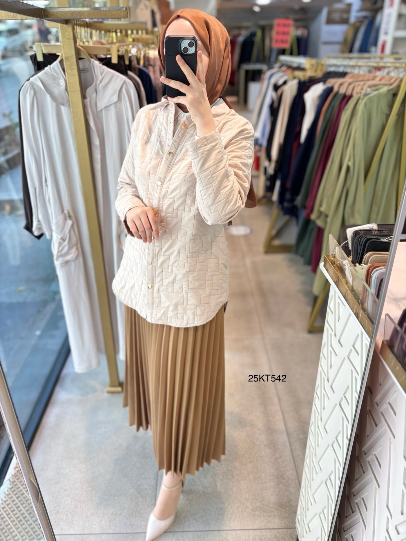 25KT542 ARMİNE TREND KAPİTONE CEKET