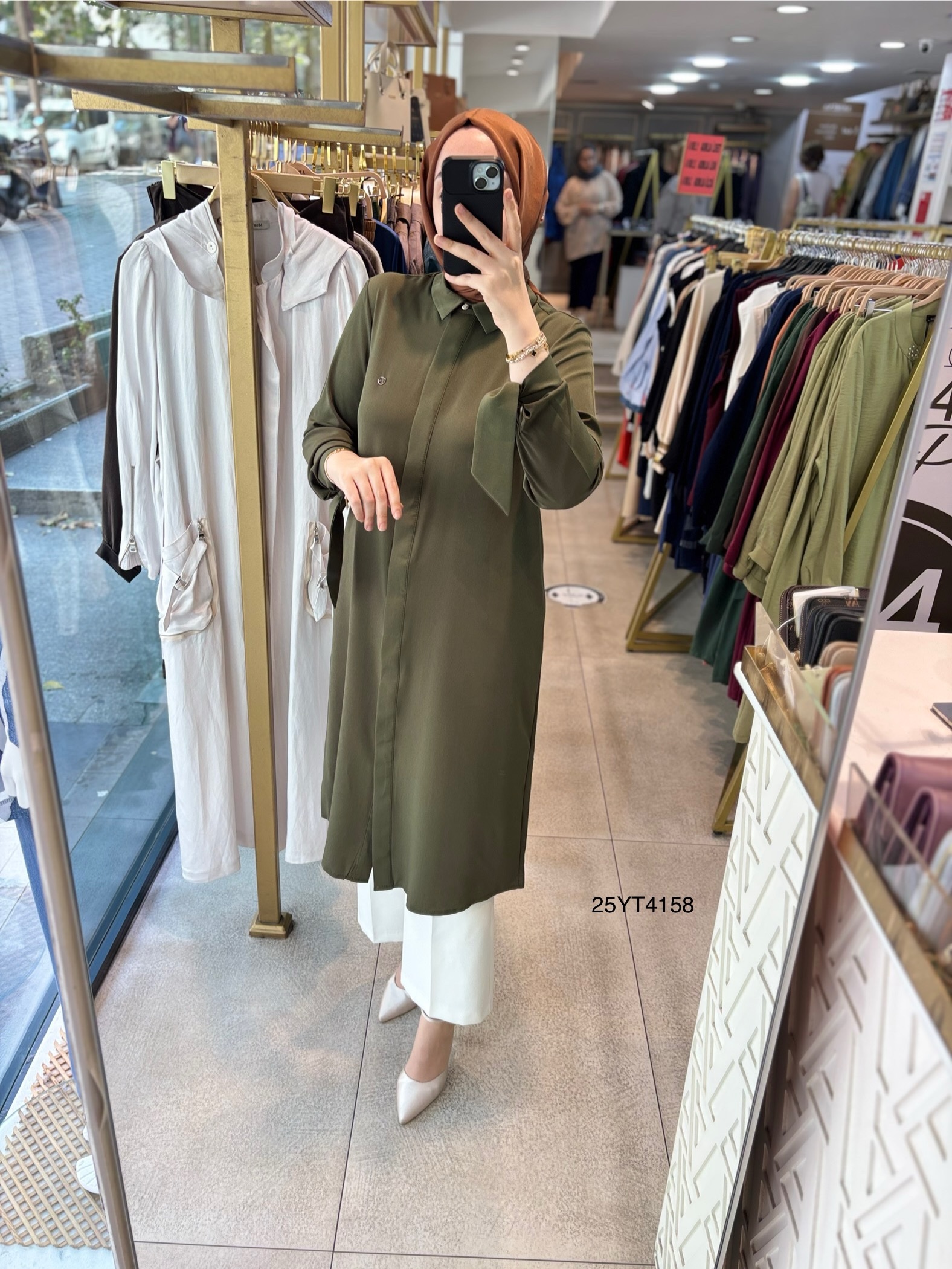 25YT4158 KOL DETAYLI TUNİK - Görsel 3