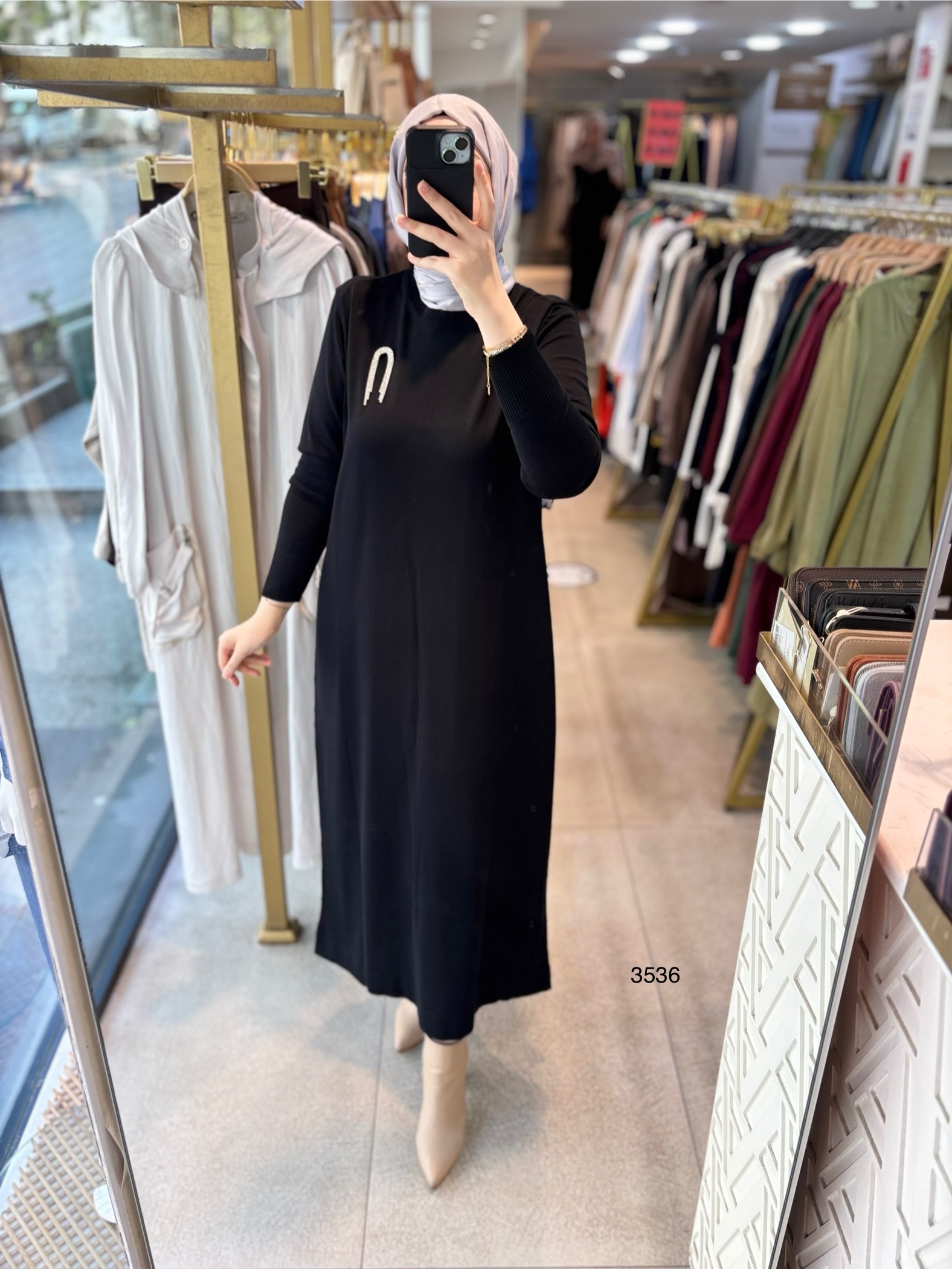 3536 BROŞ DETAYLI TRİKO ELBİSE - Görsel 2