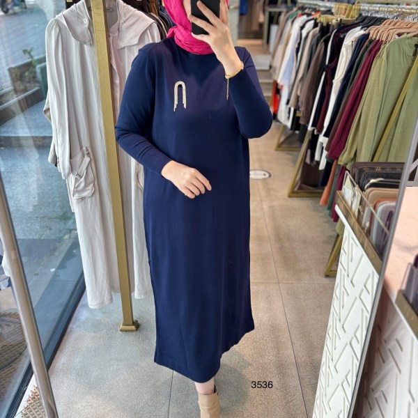 3536 BROŞ DETAYLI TRİKO ELBİSE - Görsel 3