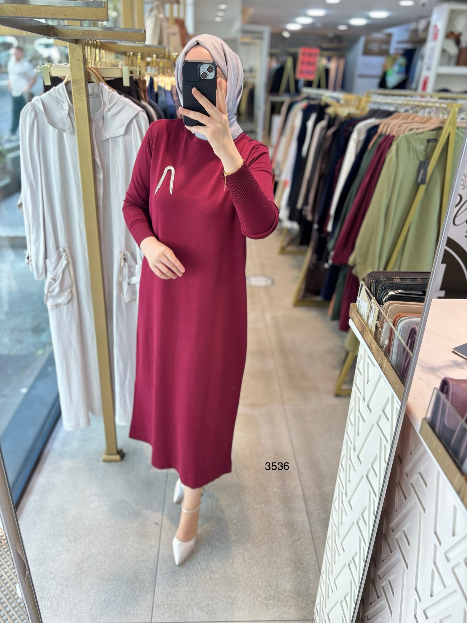 3536 BROŞ DETAYLI TRİKO ELBİSE - Görsel 6