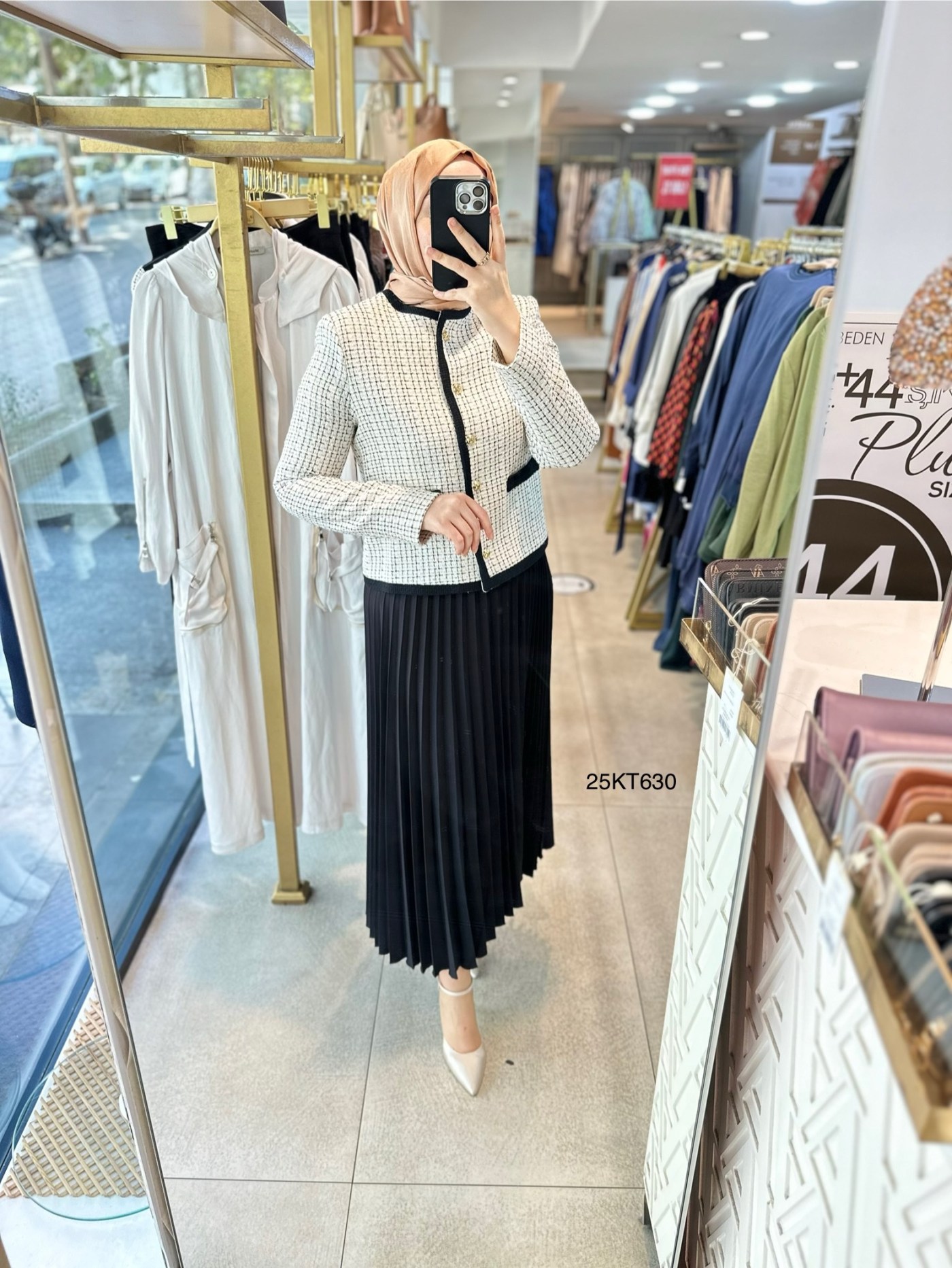 25KT630 ARMİNE TREND TUVİT TAKIM