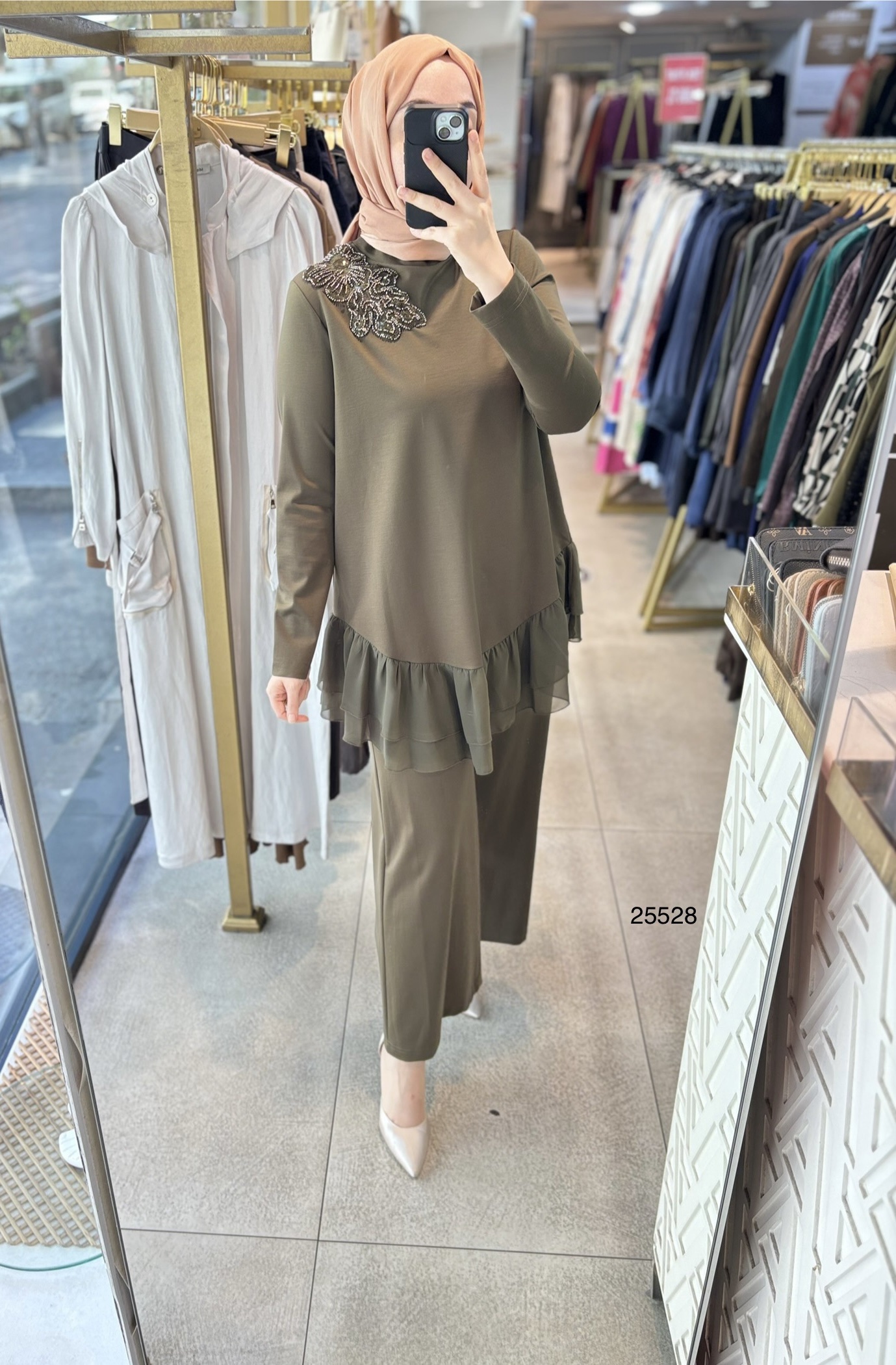 25528 TÜL VE TAŞ DETAYLI ALT ÜST TAKIM