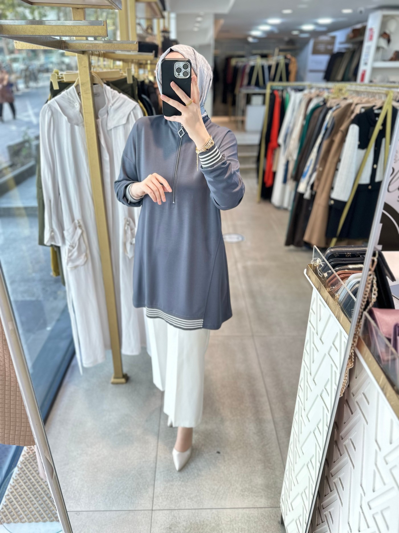 1011 RİBANA DETAYLI TUNİK