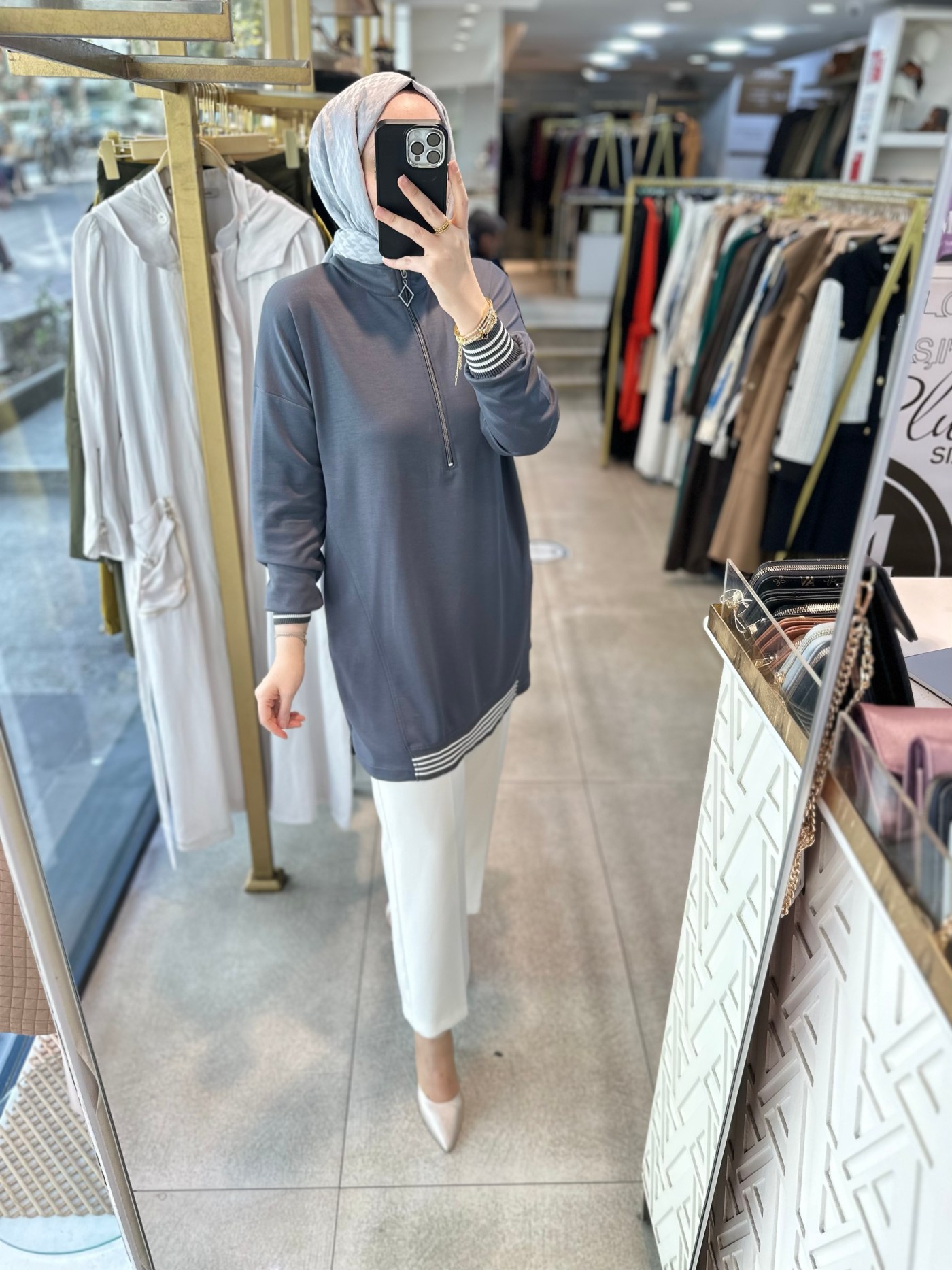 1011 RİBANA DETAYLI TUNİK