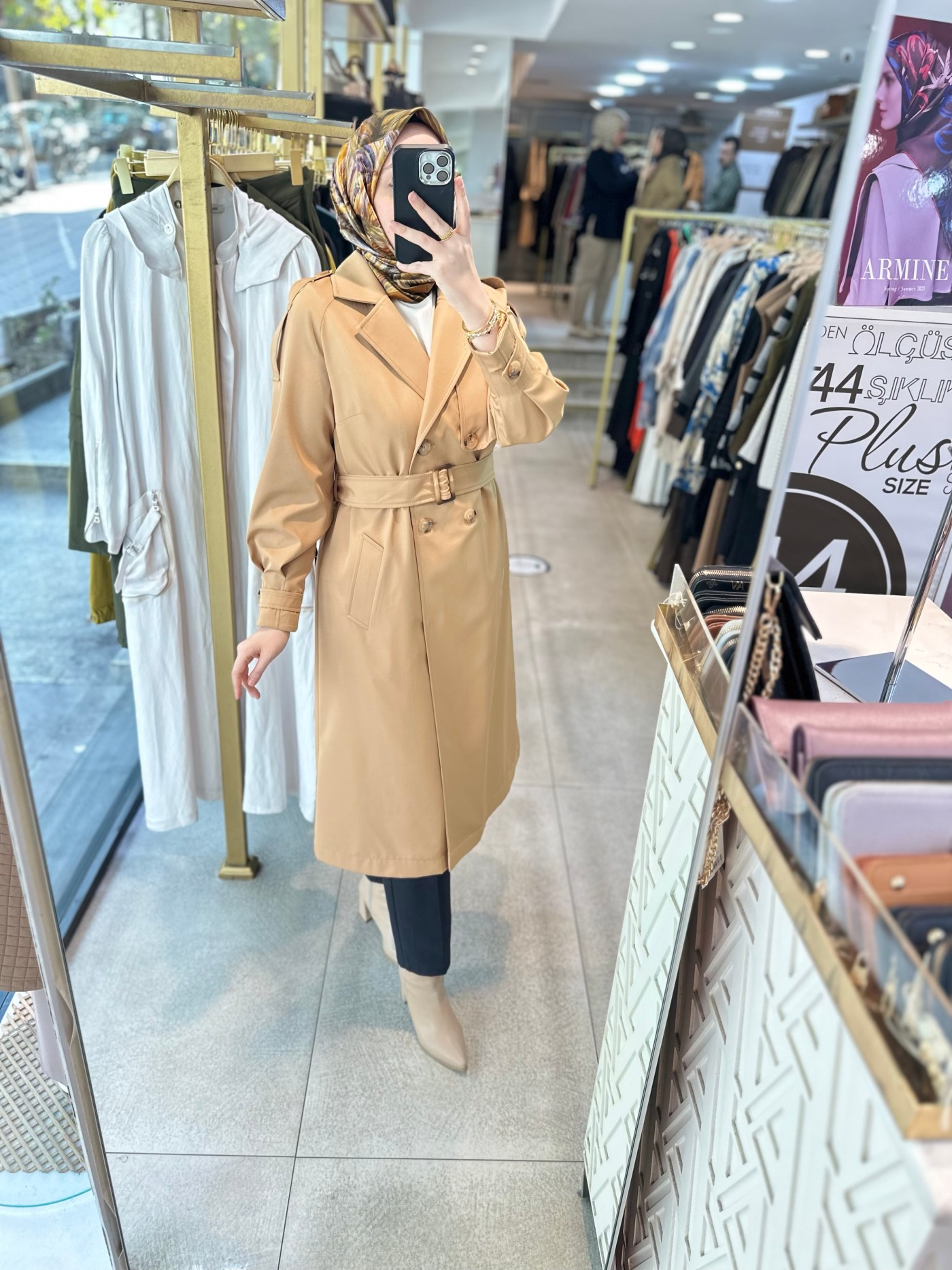 SZ1547 SELMA ZAFEROĞLU DÜĞMELİ TRENÇKOT