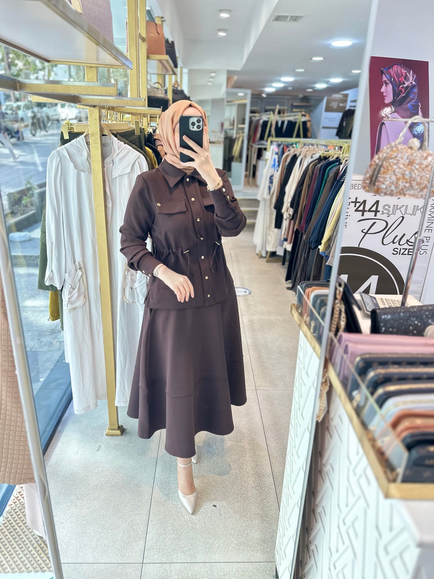 25KT665 ARMİNE TREND BEL BÜZGÜLÜ ETEKLİ TAKIM