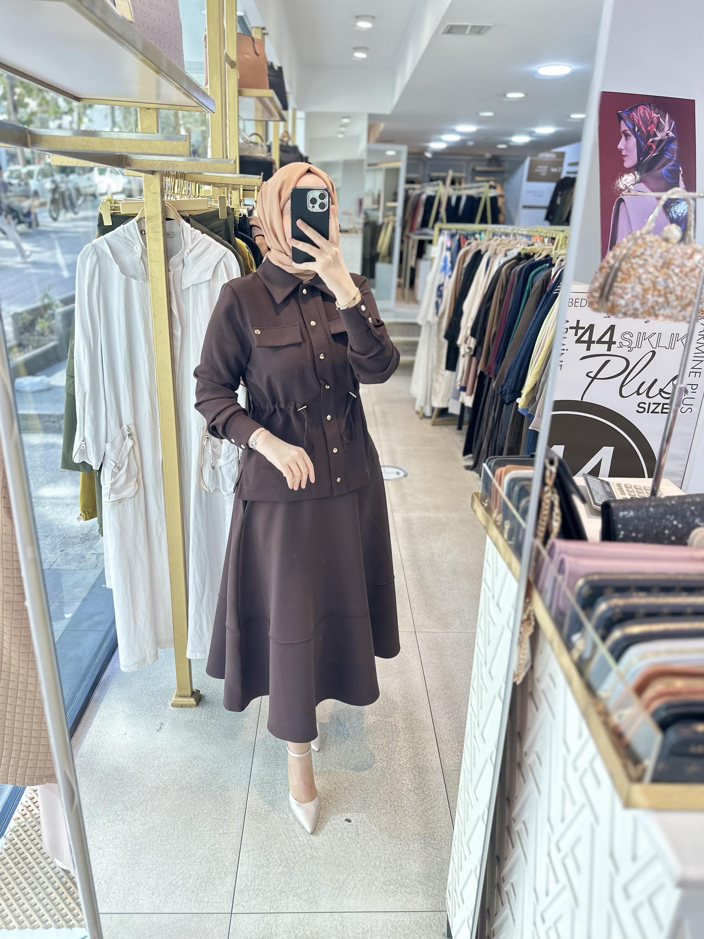 25KT665 ARMİNE TREND BEL BÜZGÜLÜ ETEKLİ TAKIM - Görsel 1