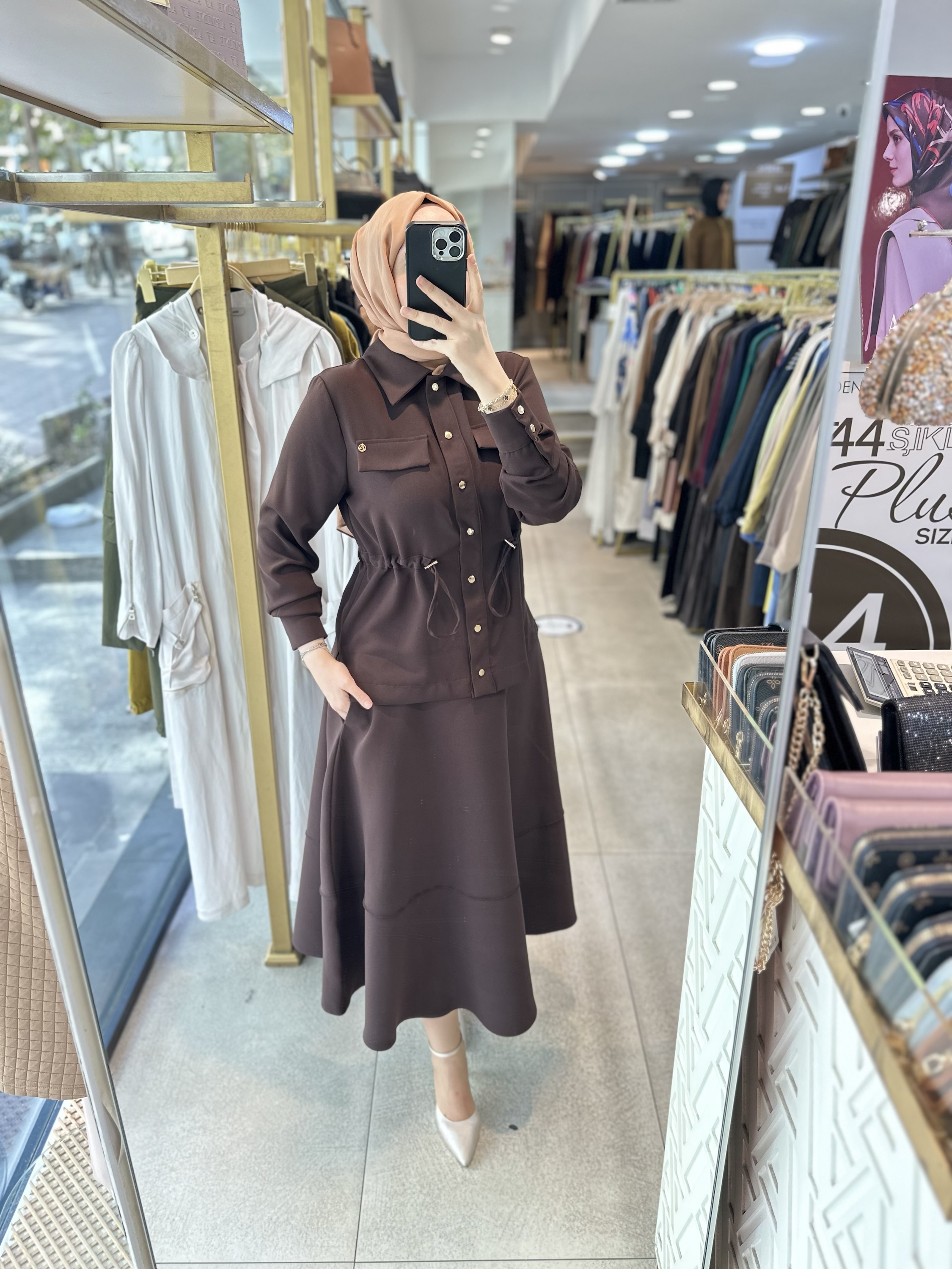 25KT665 ARMİNE TREND BEL BÜZGÜLÜ ETEKLİ TAKIM - Görsel 2