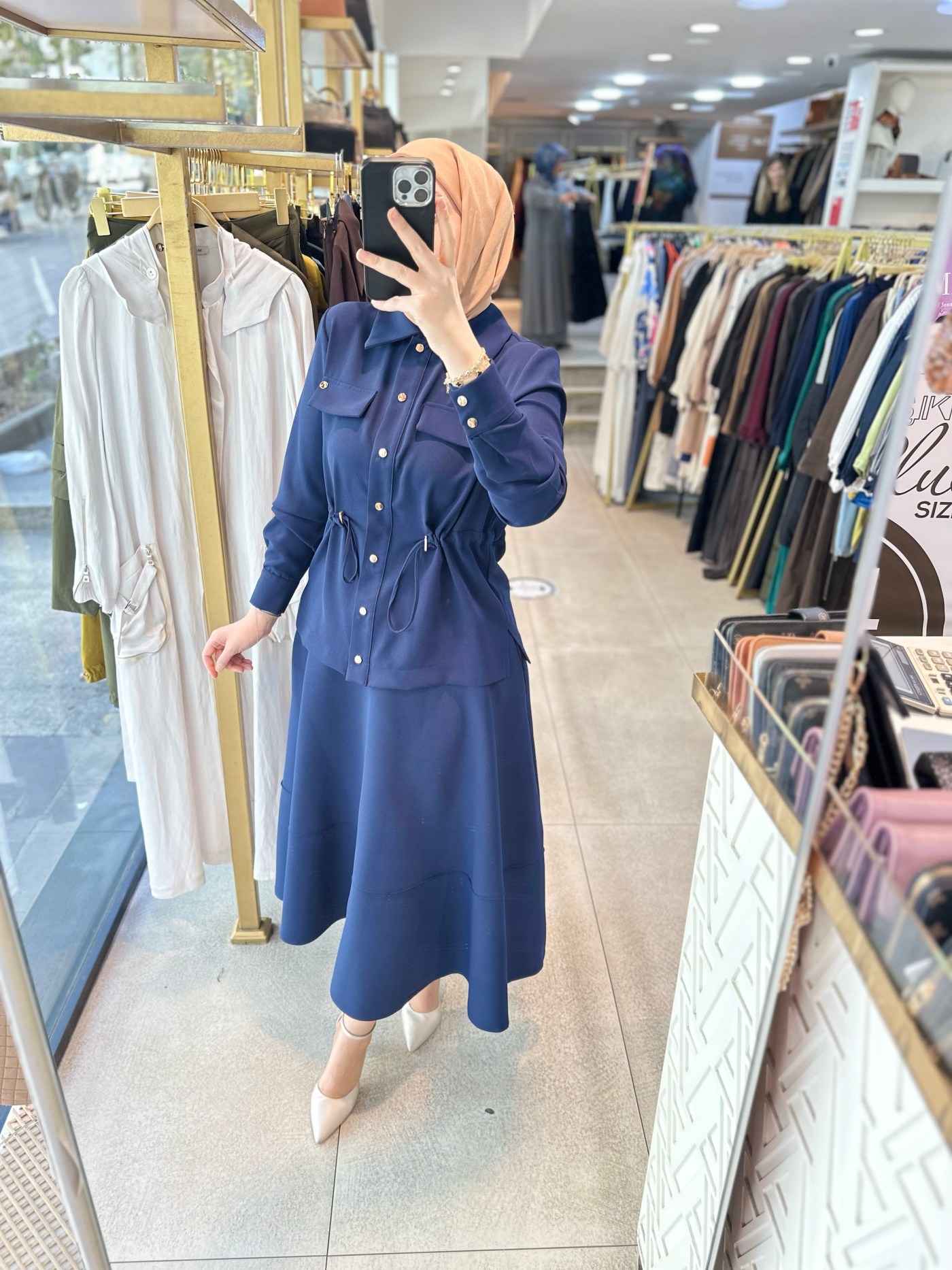 25KT665 ARMİNE TREND BEL BÜZGÜLÜ ETEKLİ TAKIM