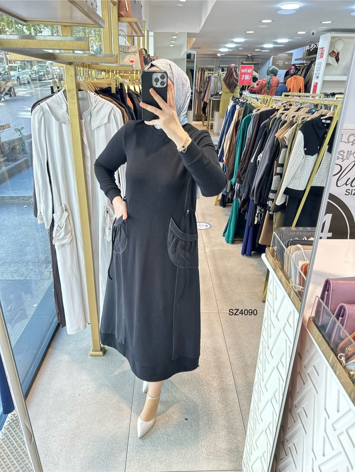 SZ4090 Selma Zaferoğlu Cep Detaylı Elbise