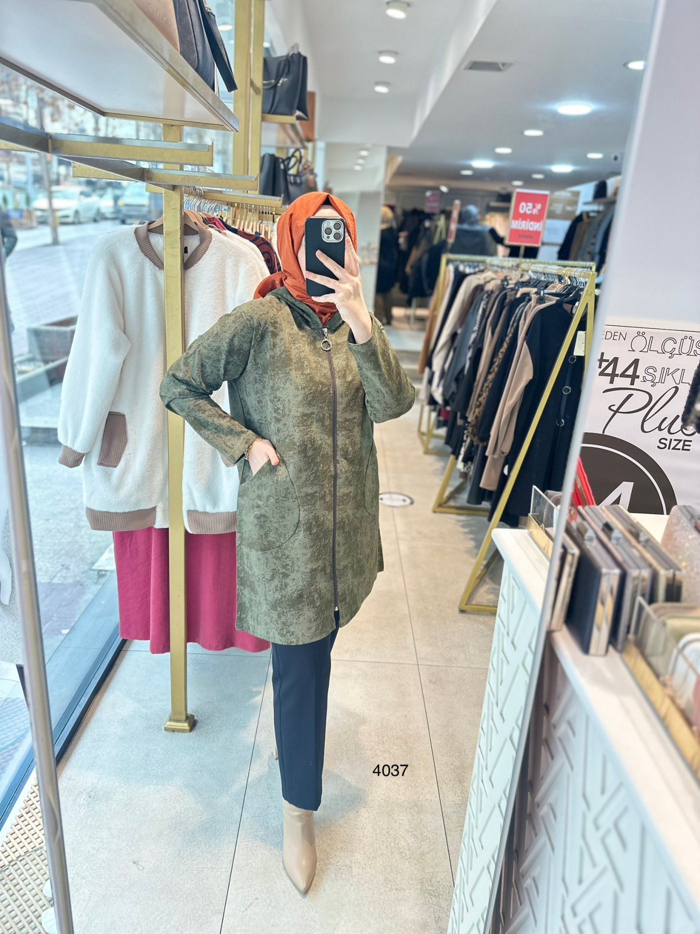 4037 FERMUARLI CEPLİ KAP