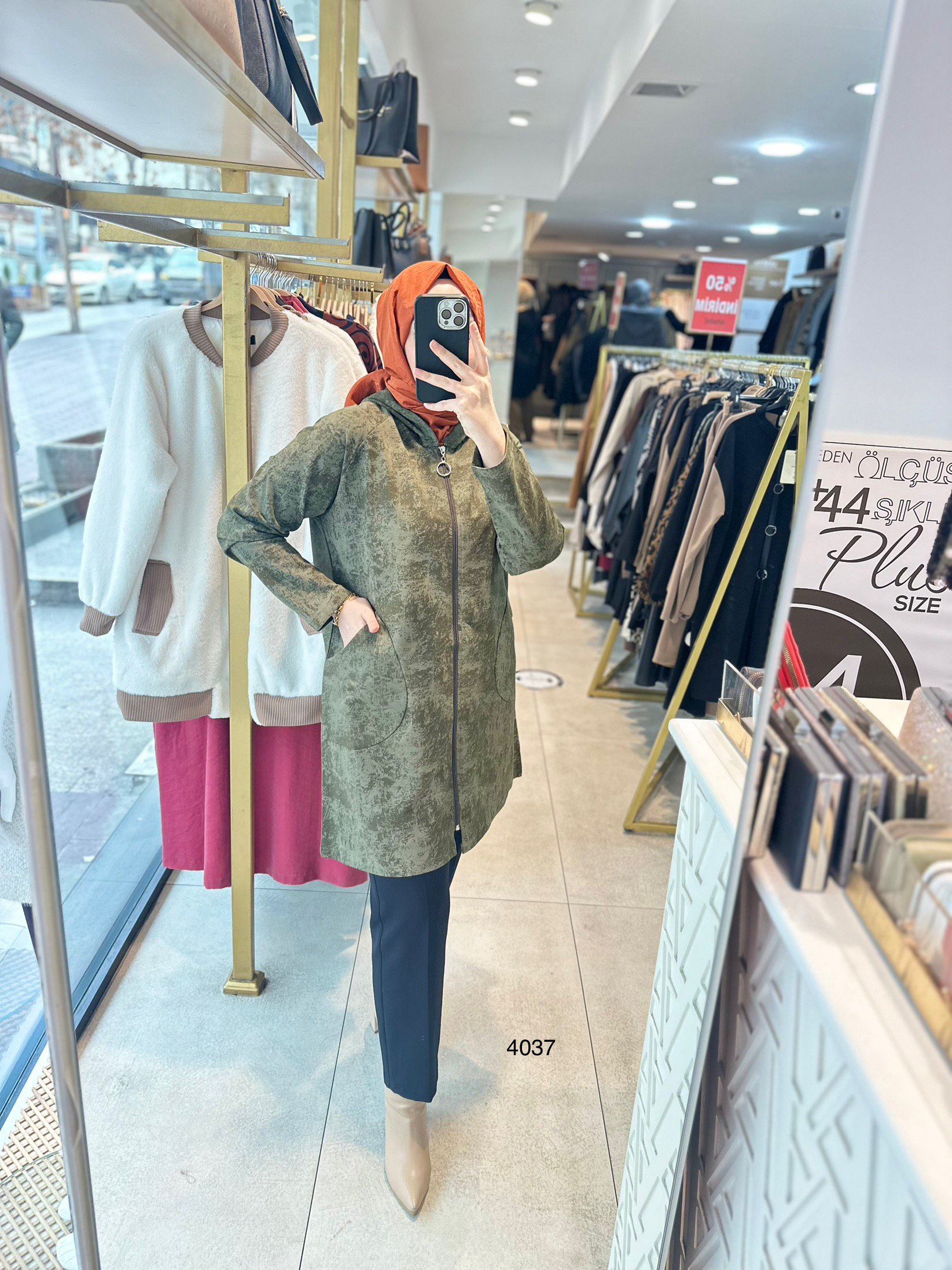 4037 FERMUARLI CEPLİ KAP - Görsel 2