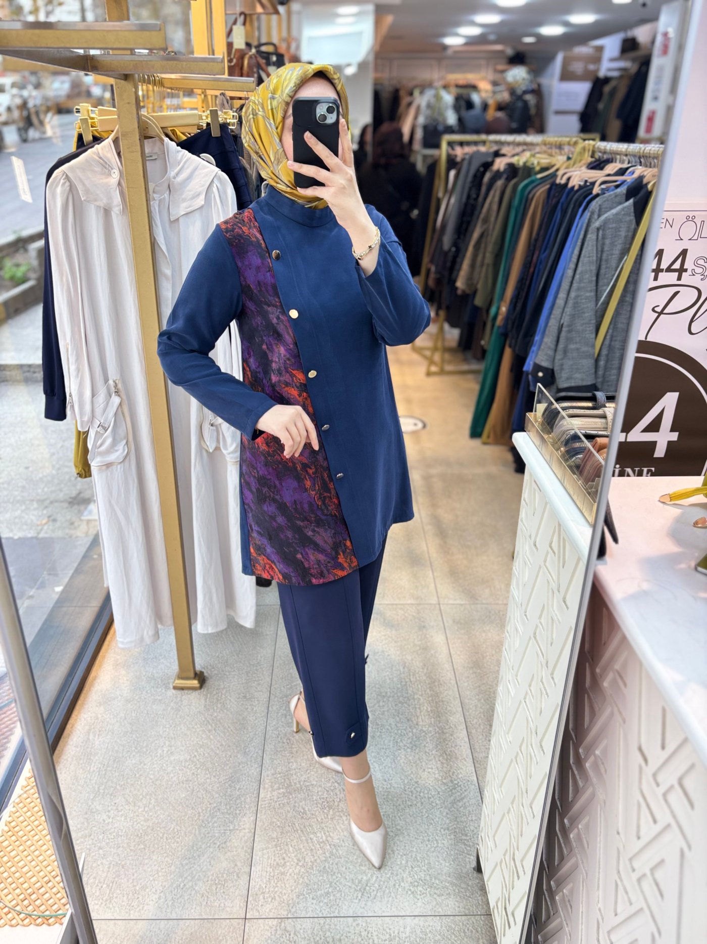 SZ8995 Selma Zaferoğlu Düğme Detaylı Cupra Tunik