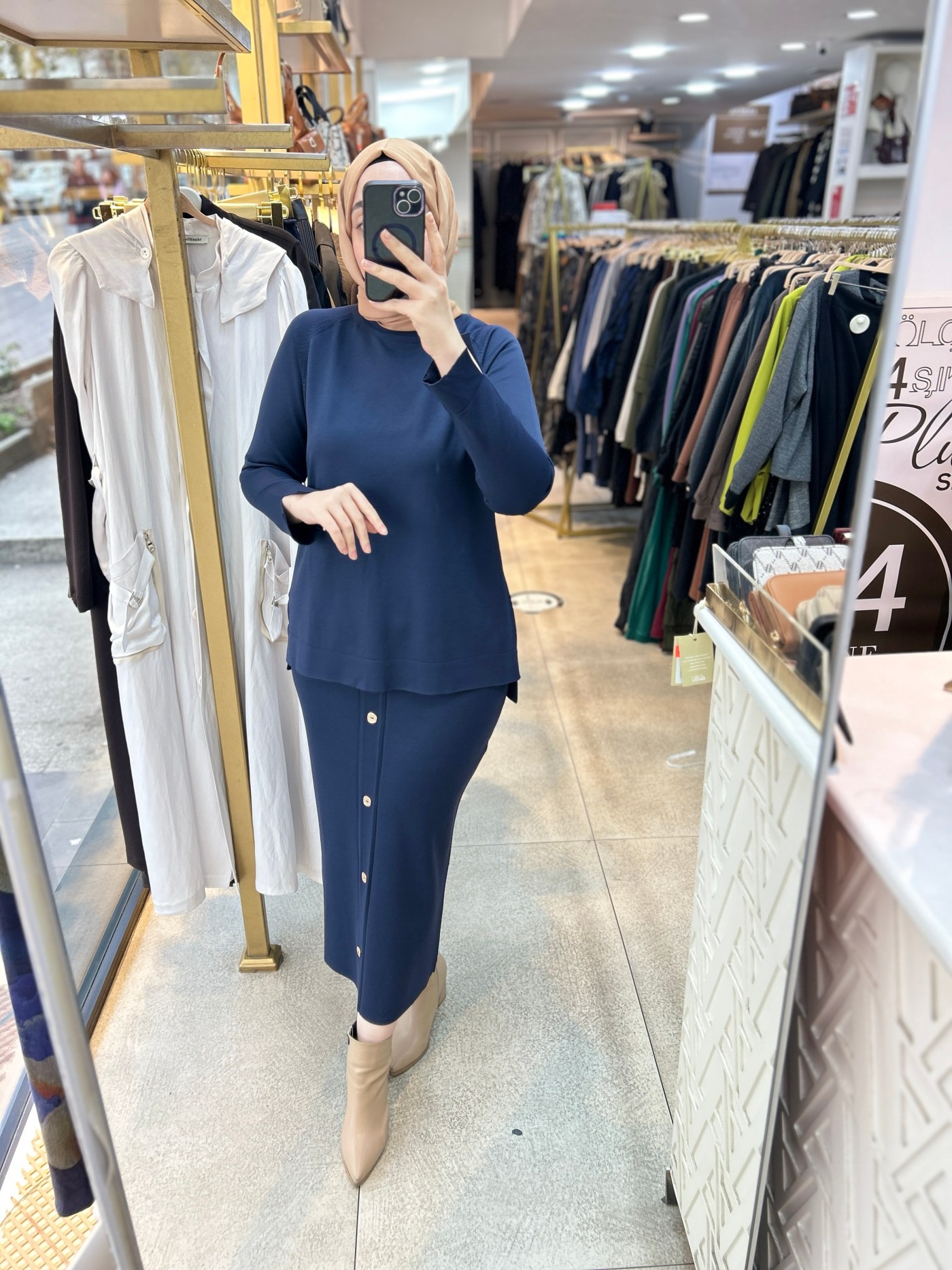 35332 Düğme Detaylı Takım