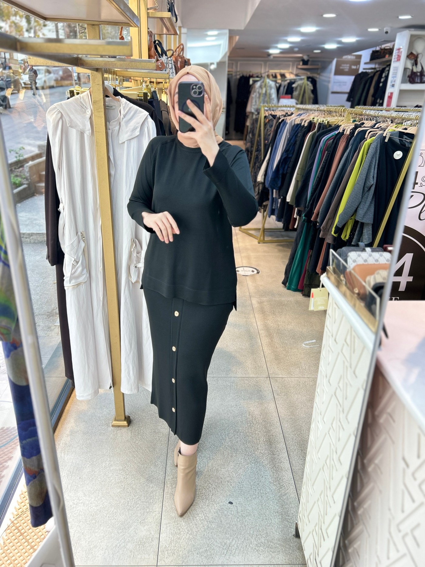 35332 Düğme Detaylı Takım