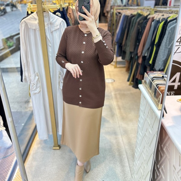 1705 KENDİSİNDEN DESENLİ TRİKO HIRKA - Görsel 1