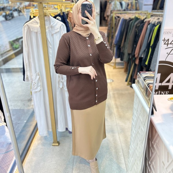 1705 KENDİSİNDEN DESENLİ TRİKO HIRKA - Görsel 2