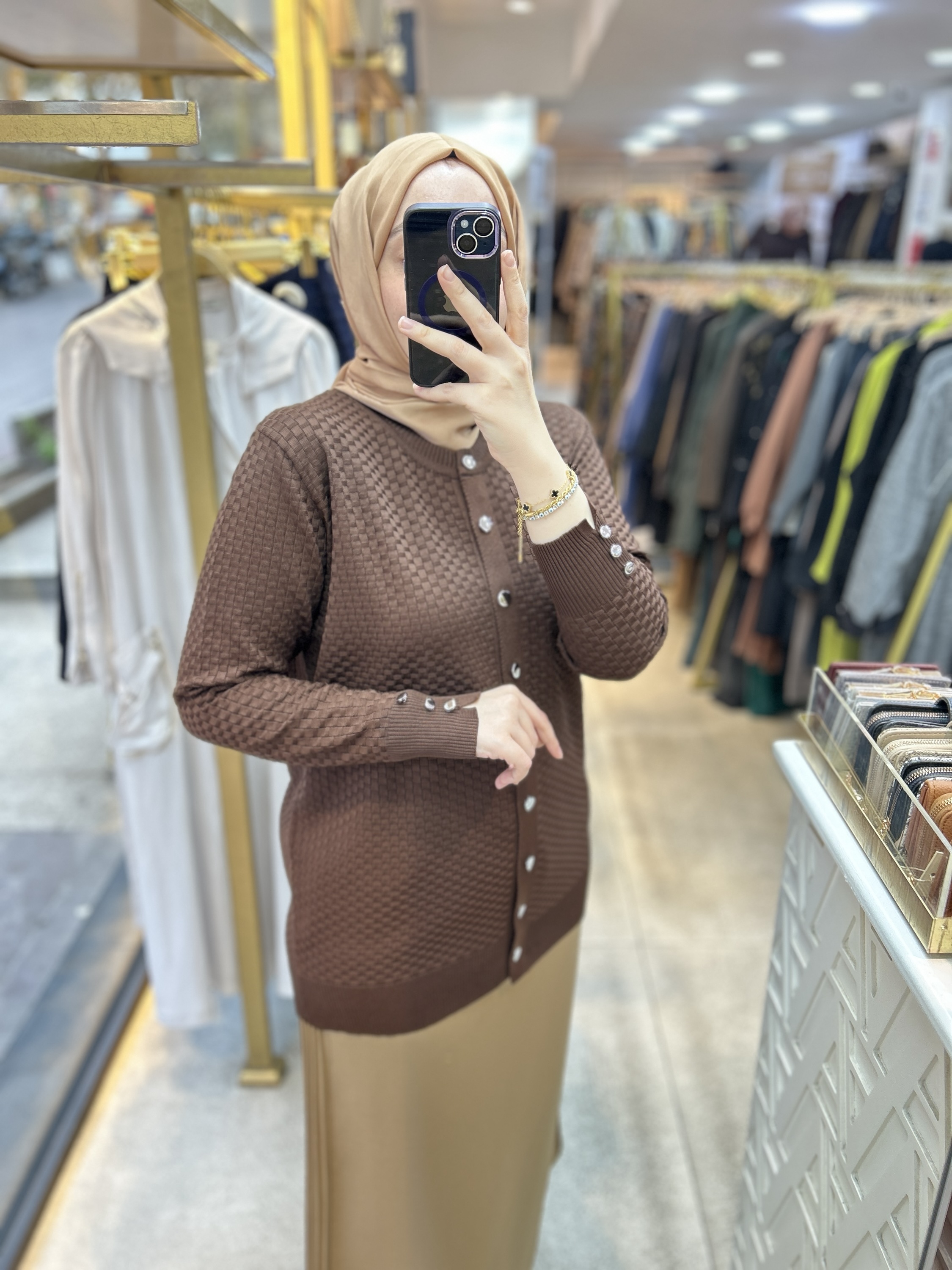 1705 KENDİSİNDEN DESENLİ TRİKO HIRKA - Görsel 37