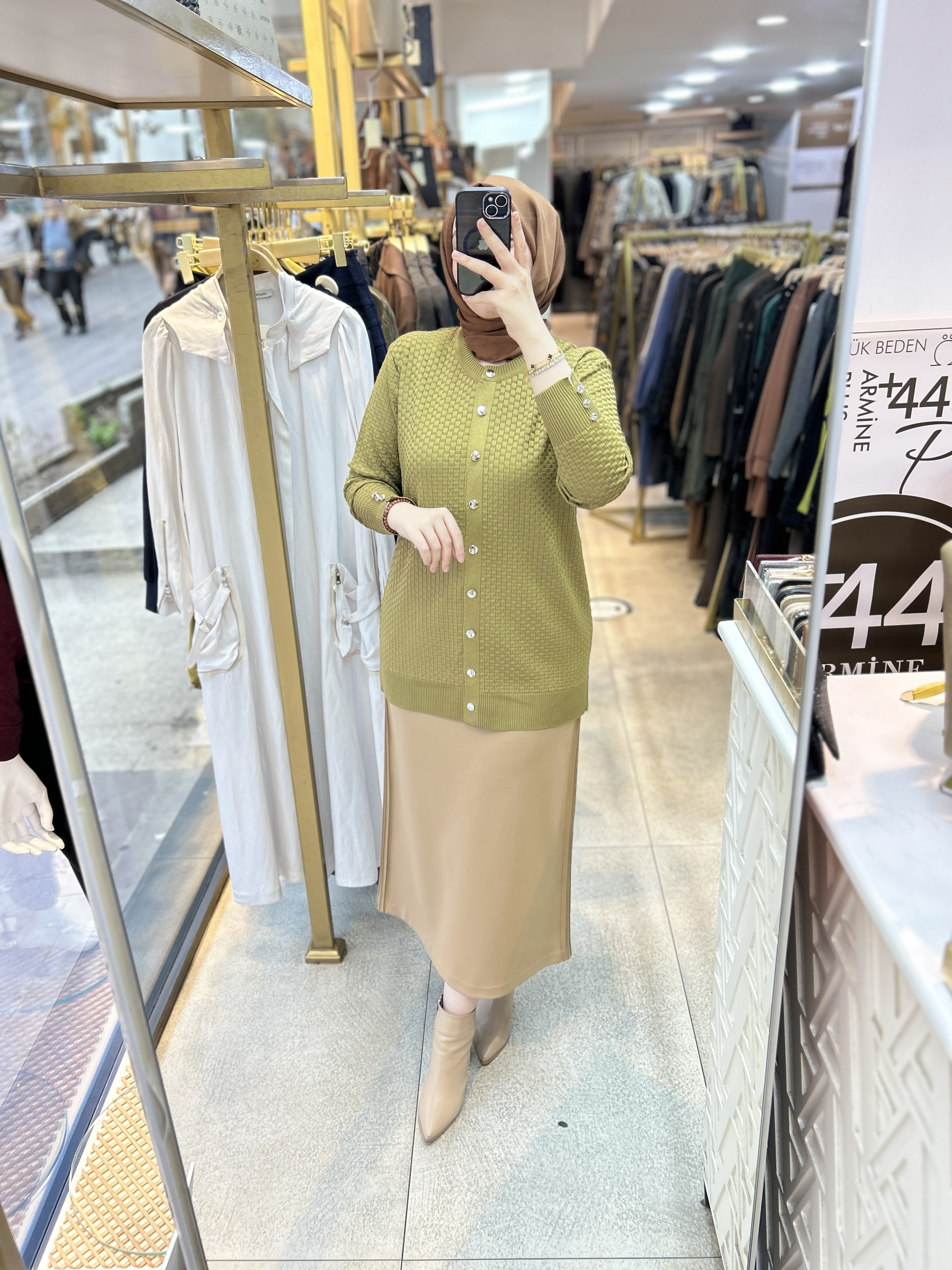 1705 KENDİSİNDEN DESENLİ TRİKO HIRKA - Görsel 30