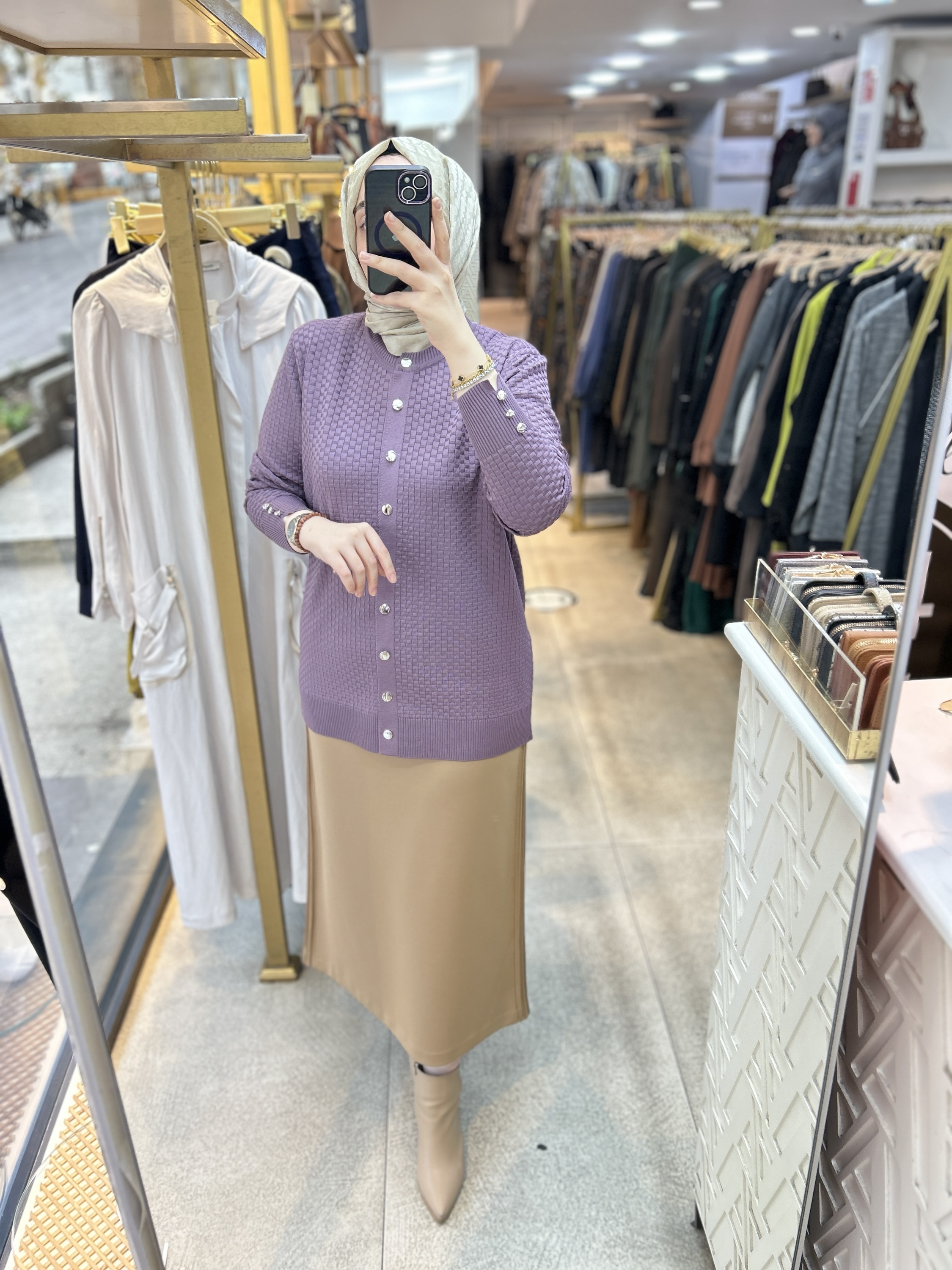 1705 KENDİSİNDEN DESENLİ TRİKO HIRKA - Görsel 18