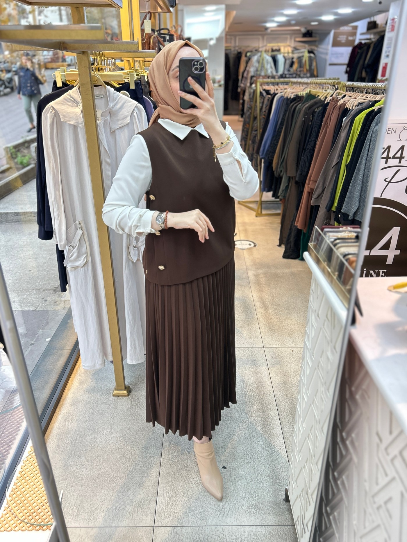 25K6007 BELLİ PİLİSELİ ETEKLİ TAKIM