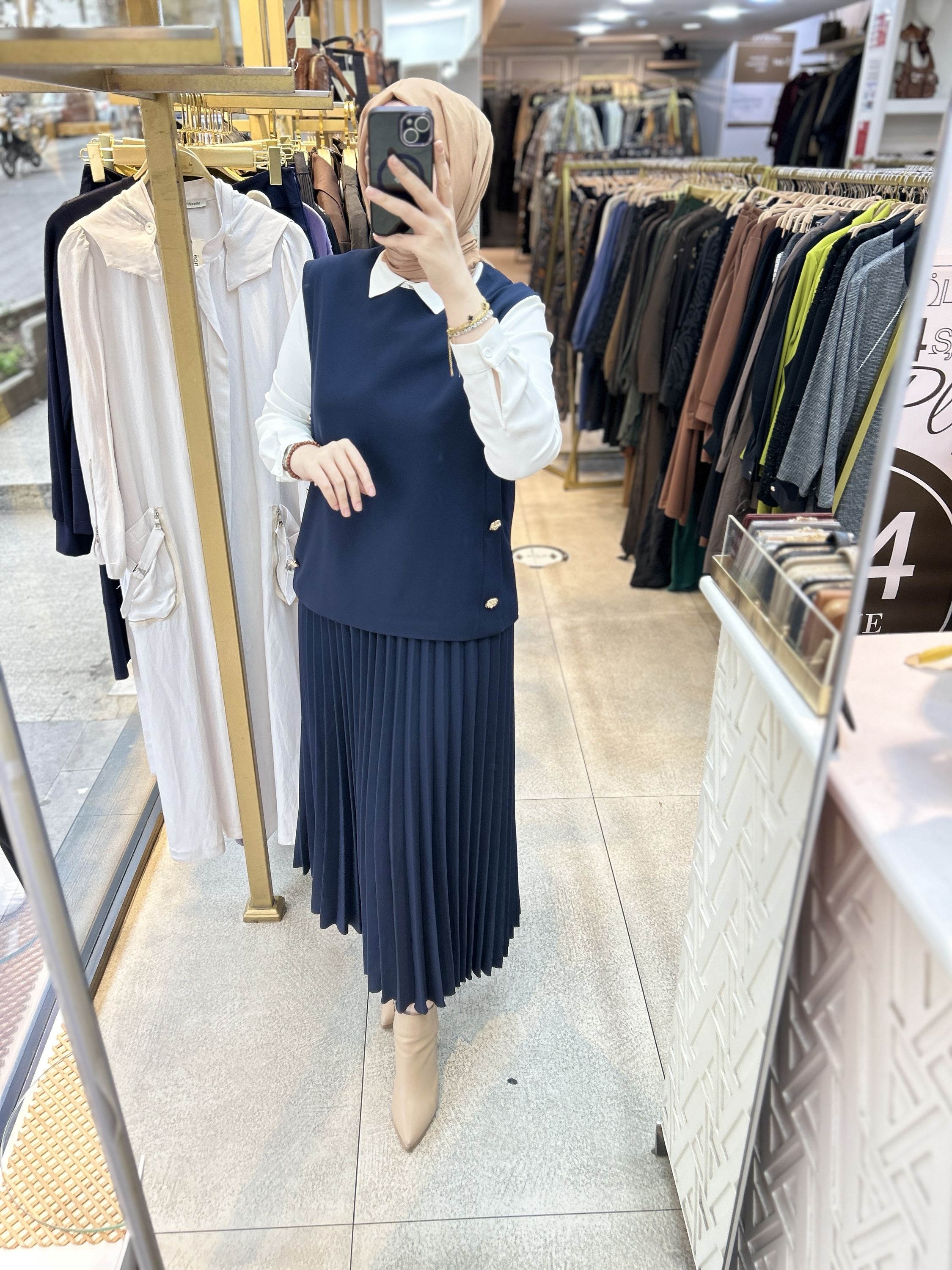 25K6007 BELLİ PİLİSELİ ETEKLİ TAKIM - Görsel 2