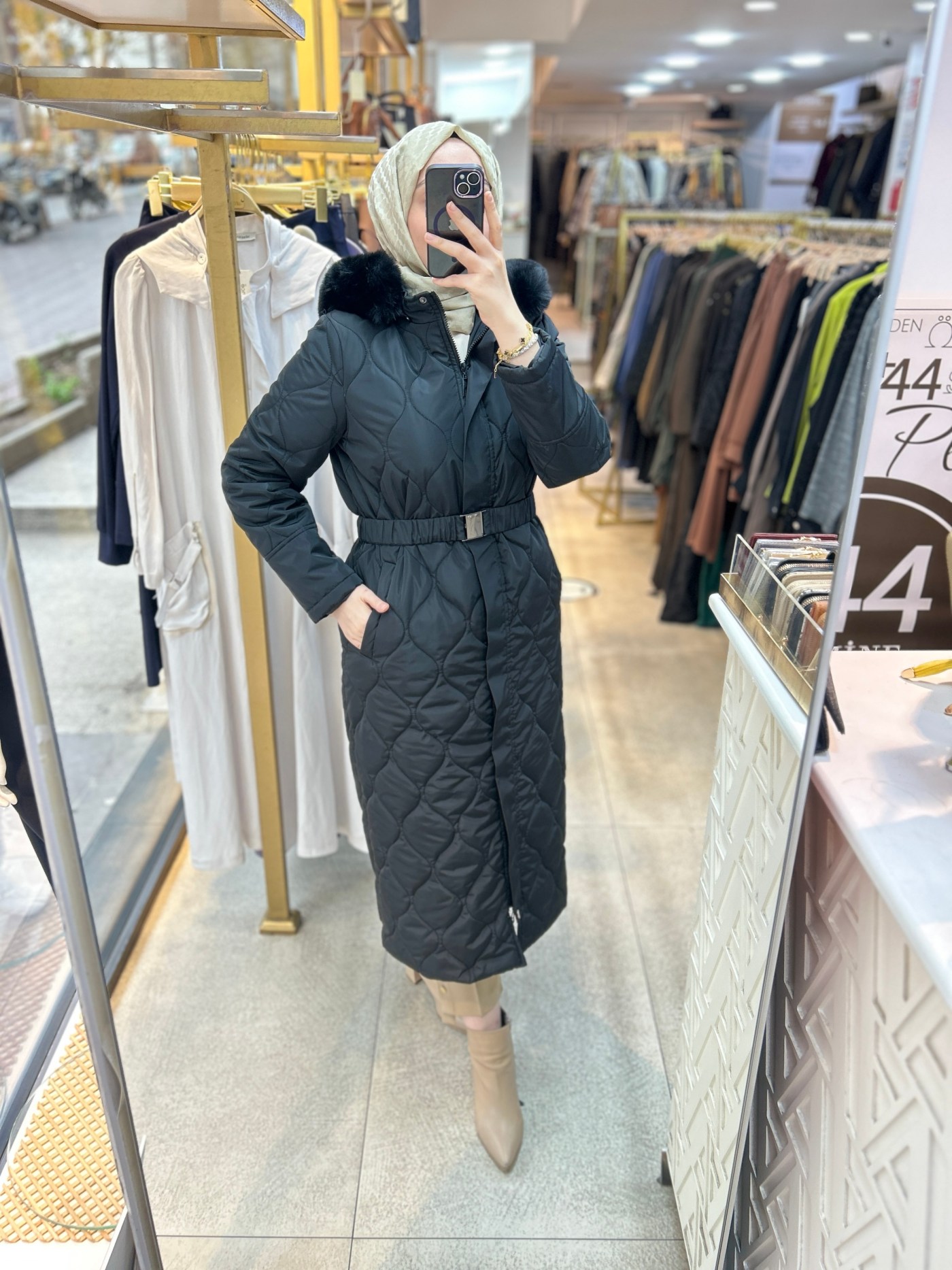 25K7001 KEMERLİ KAPŞONLU KAPİTONE MONT