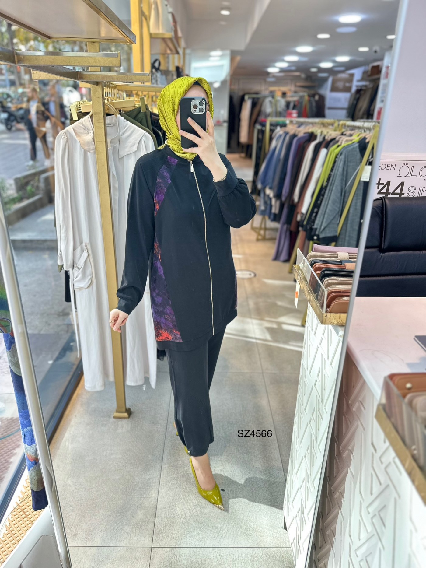 SZ4566 Desenli Fermuarlı Takım