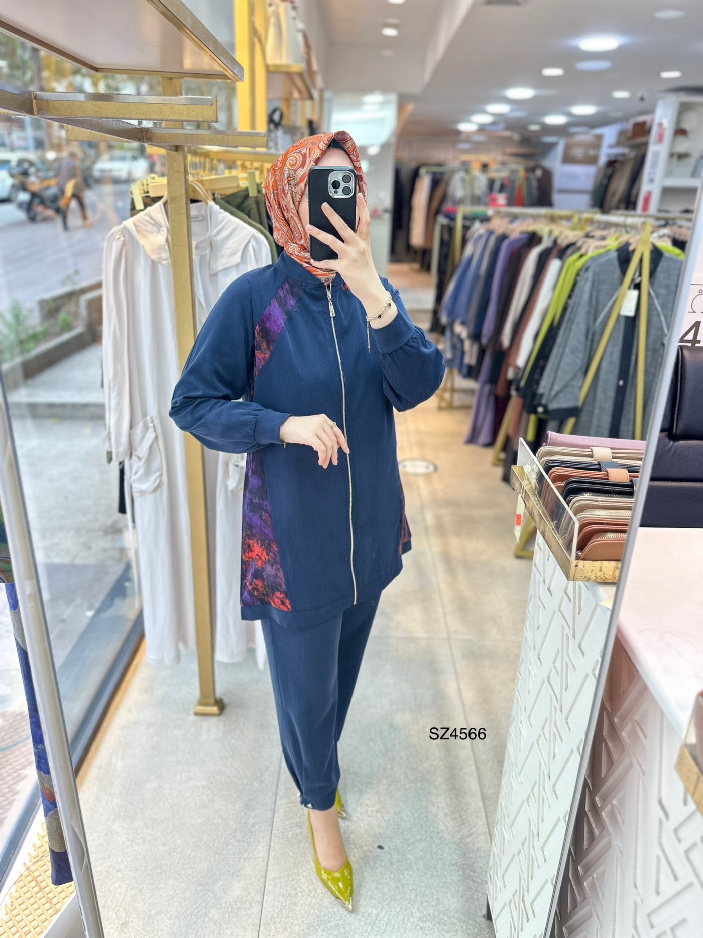 SZ4566 Desenli Fermuarlı Takım