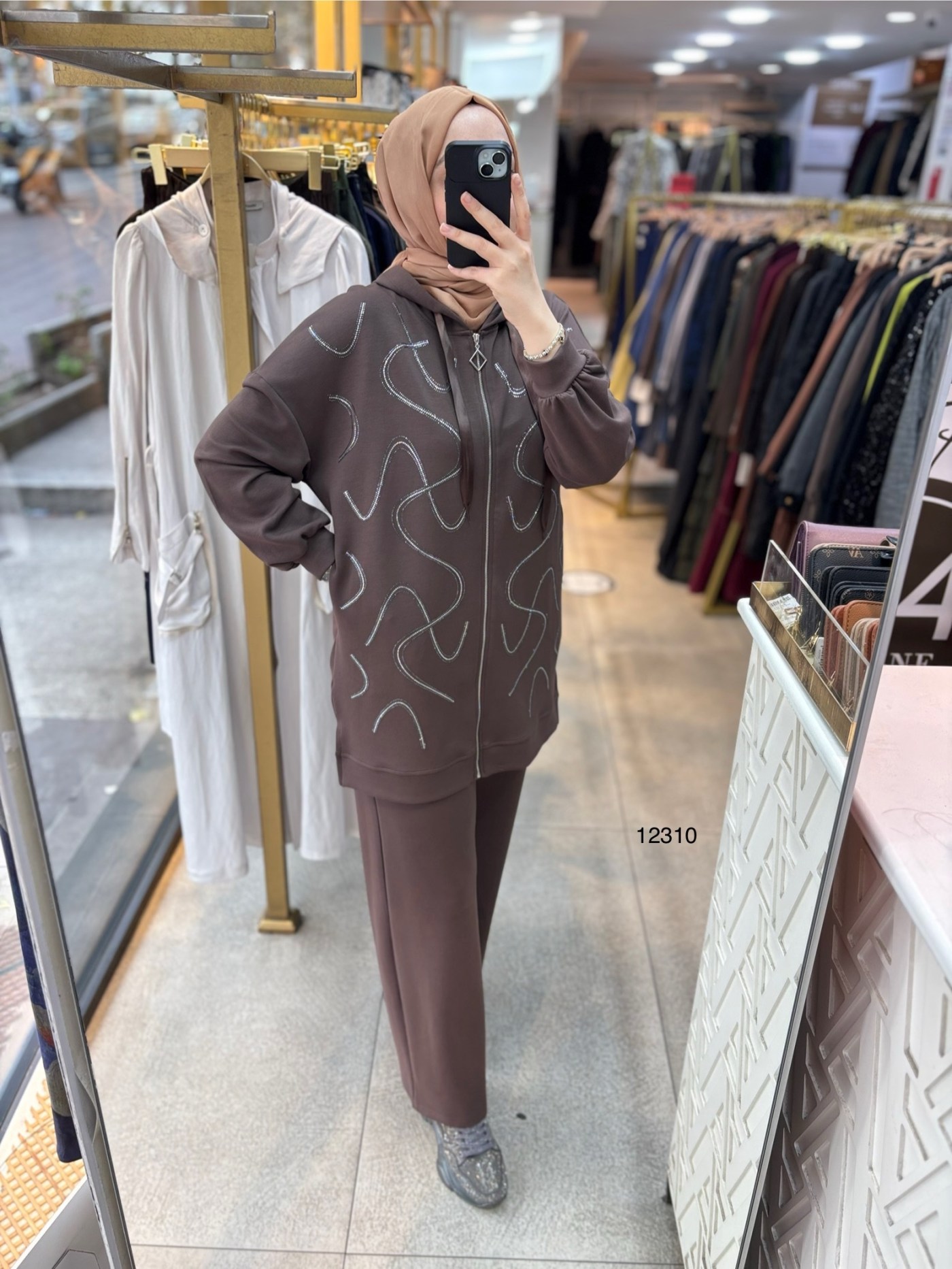 12310 Taş Detaylı Takım