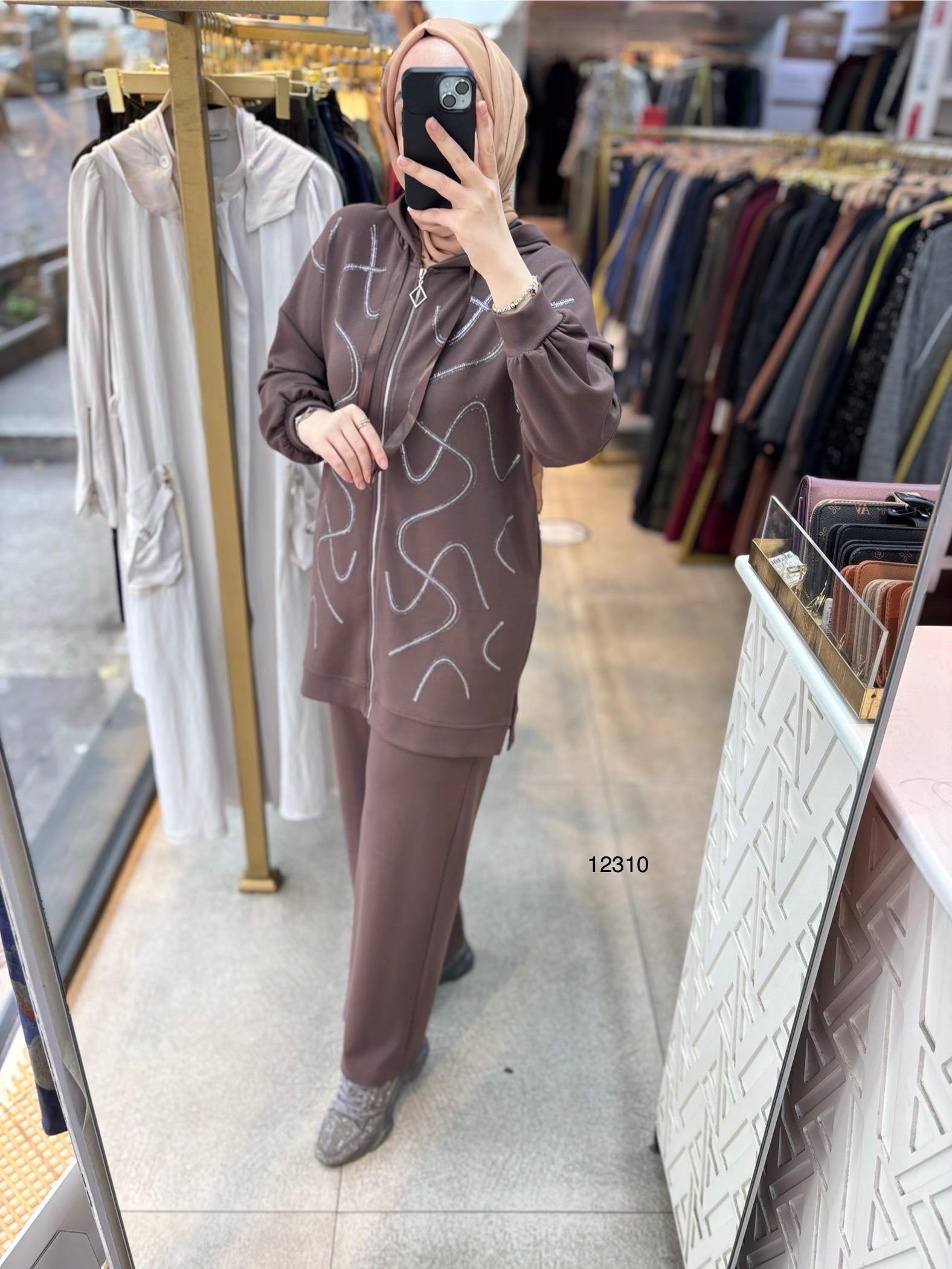 12310 Taş Detaylı Takım - Görsel 9