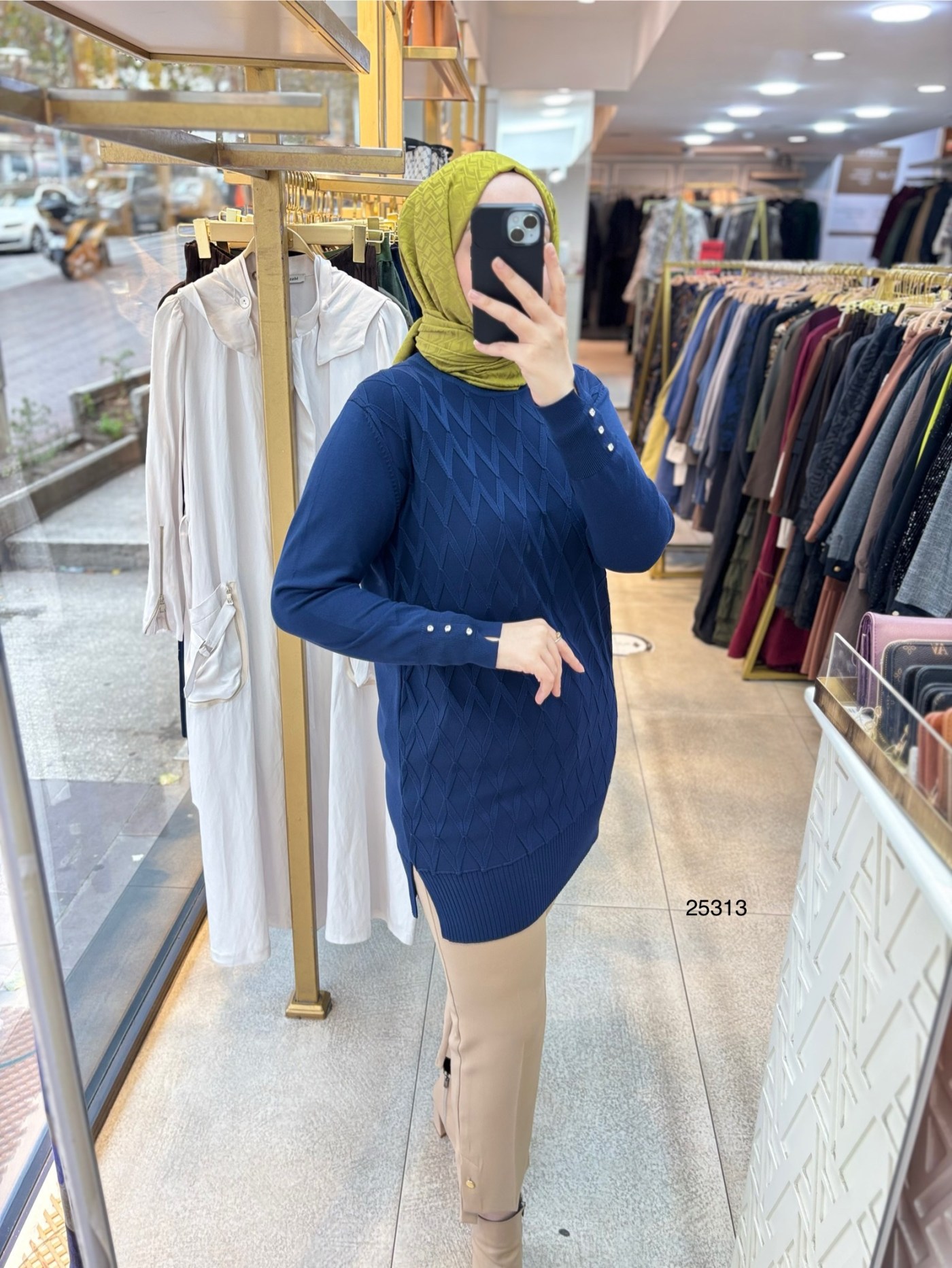 25313 Kolları Düğme Detaylı Merserize Triko