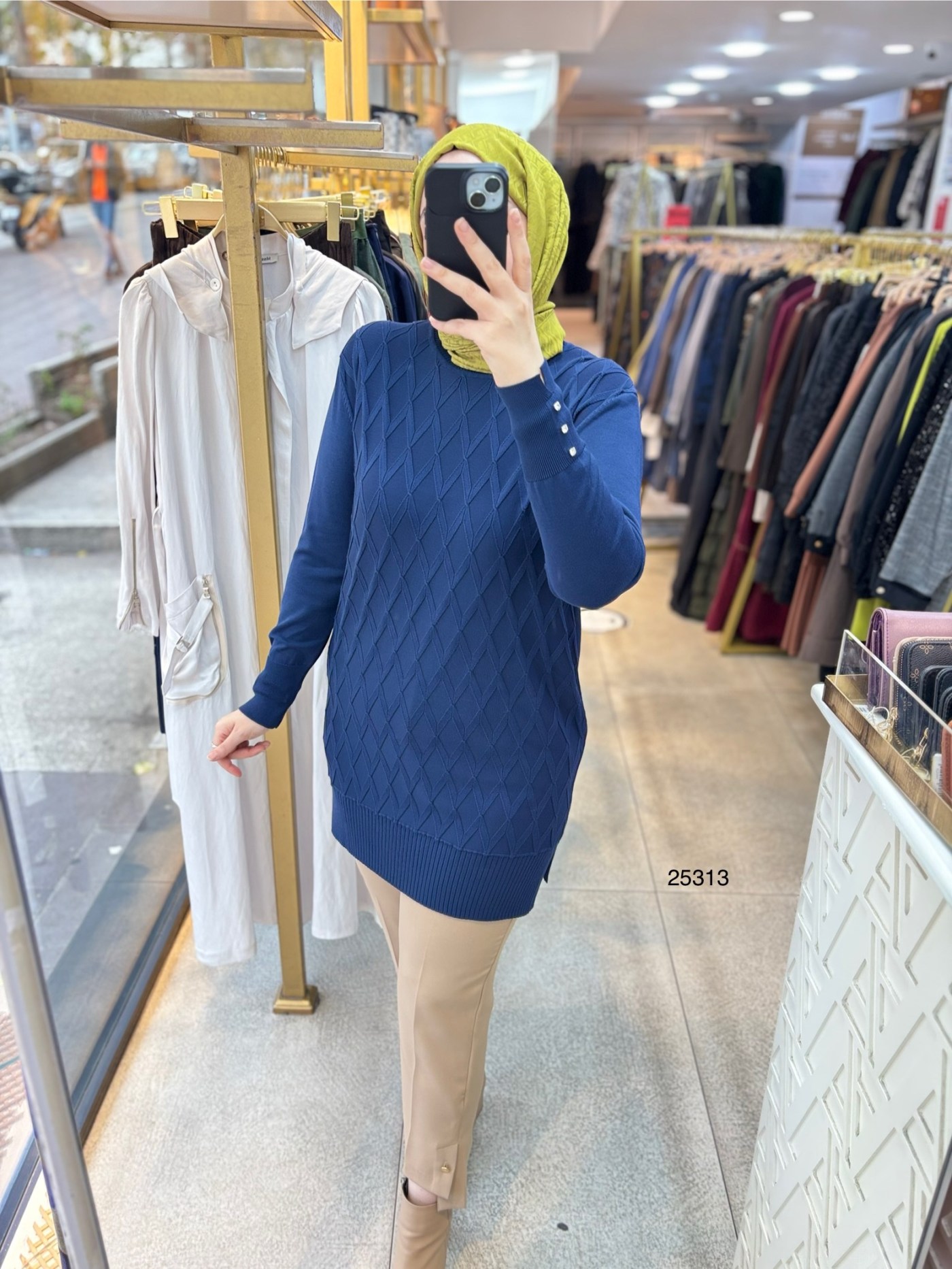 25313 Kolları Düğme Detaylı Merserize Triko