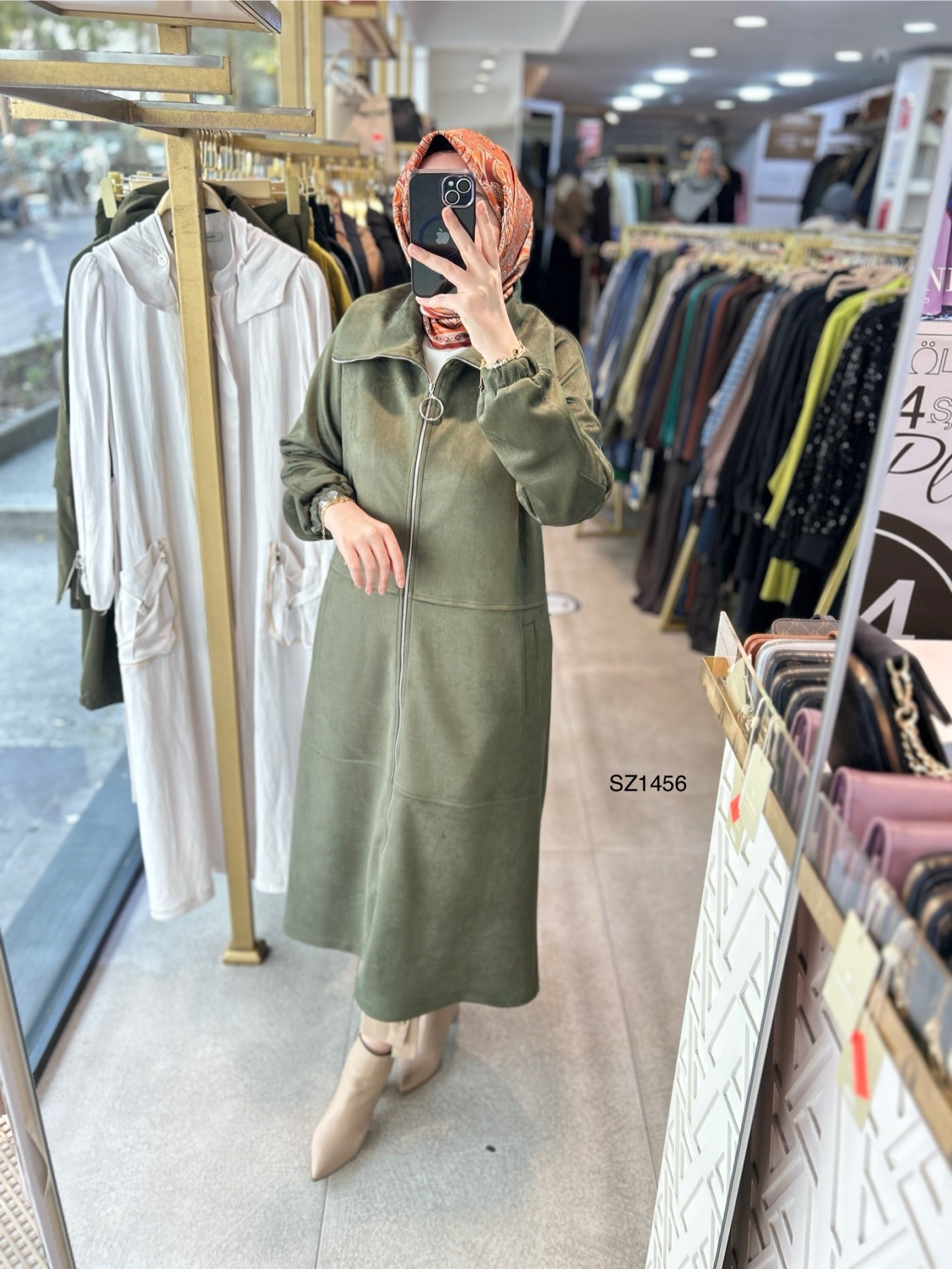 SZ1456 Fermuarlı Nubuk Kap