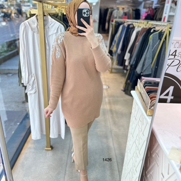 1426 Omuz Pul Detaylı Triko - Görsel 1