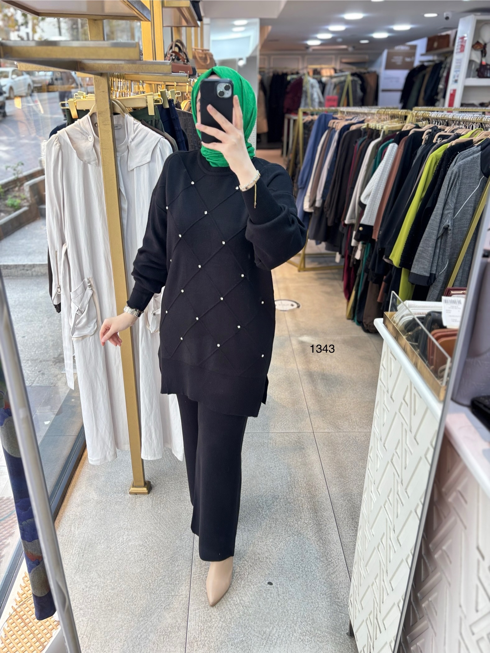 1343 Taş Detaylı Örme Triko Takım - Görsel 17