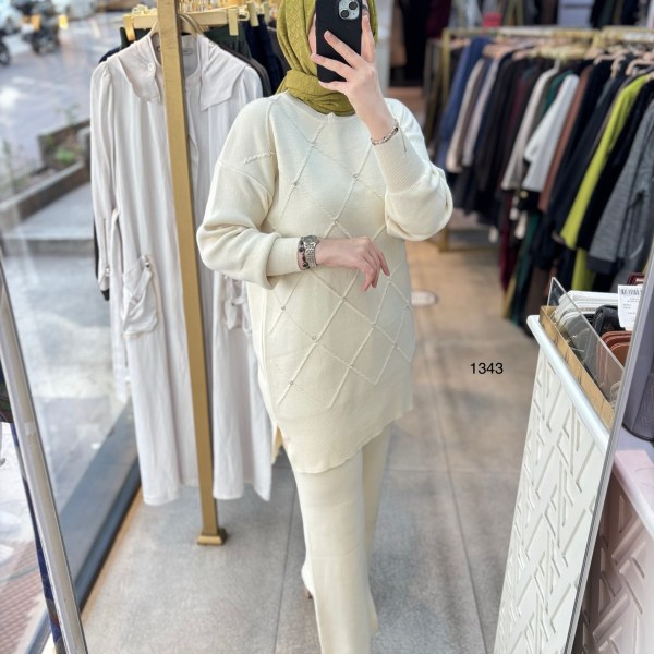 1343 Taş Detaylı Örme Triko Takım - Görsel 13