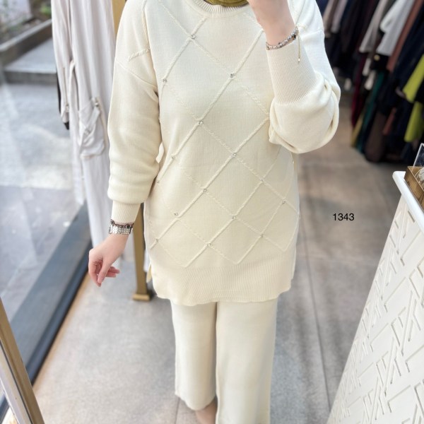 1343 Taş Detaylı Örme Triko Takım - Görsel 15