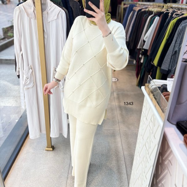 1343 Taş Detaylı Örme Triko Takım - Görsel 16