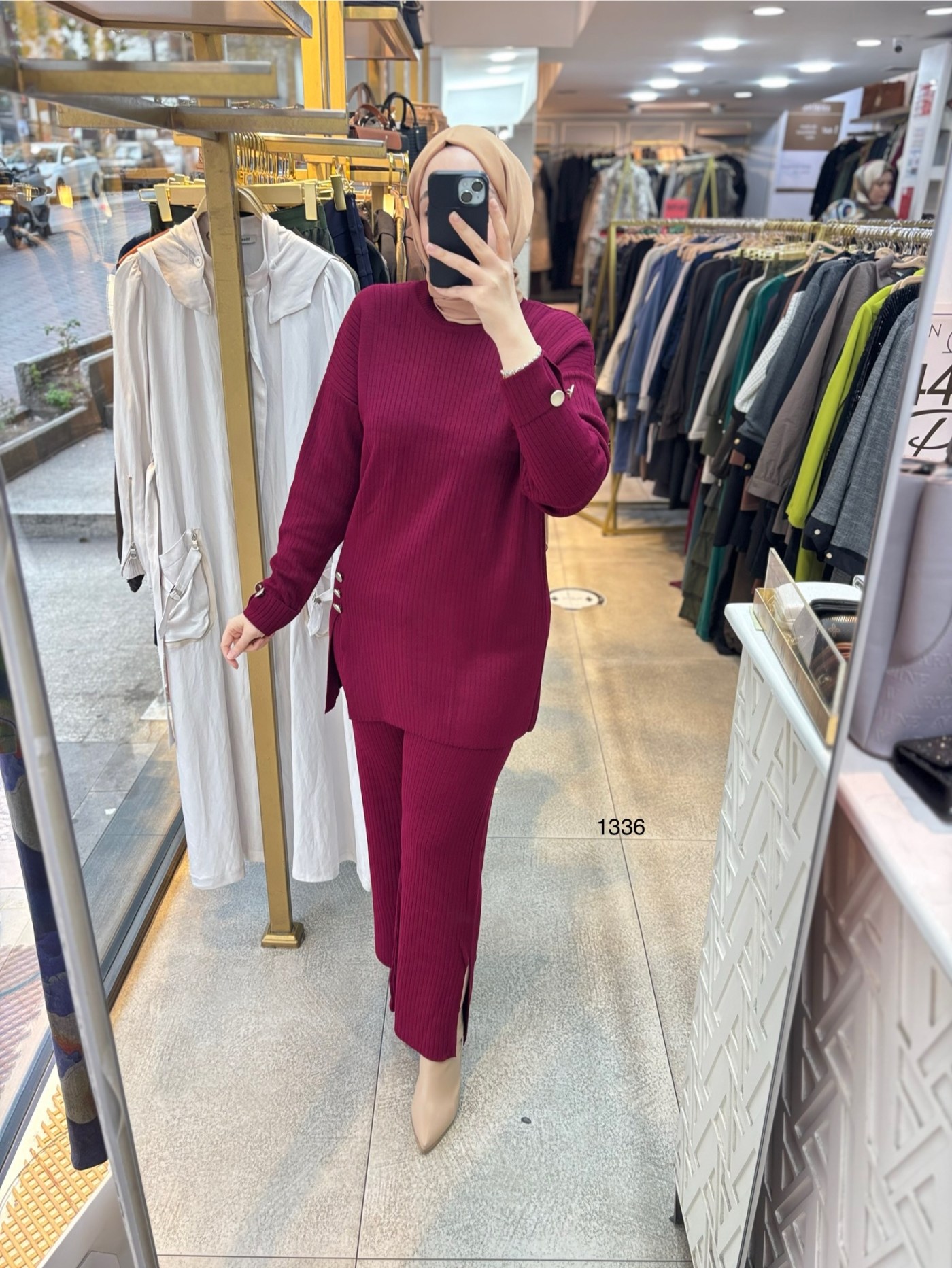 1336 Düğme Detaylı Örme Tirko Takım