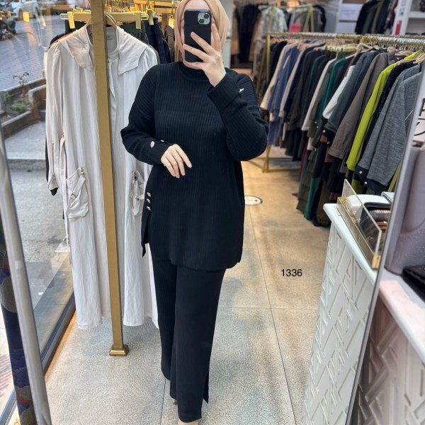 1336 Düğme Detaylı Örme Tirko Takım - Görsel 6